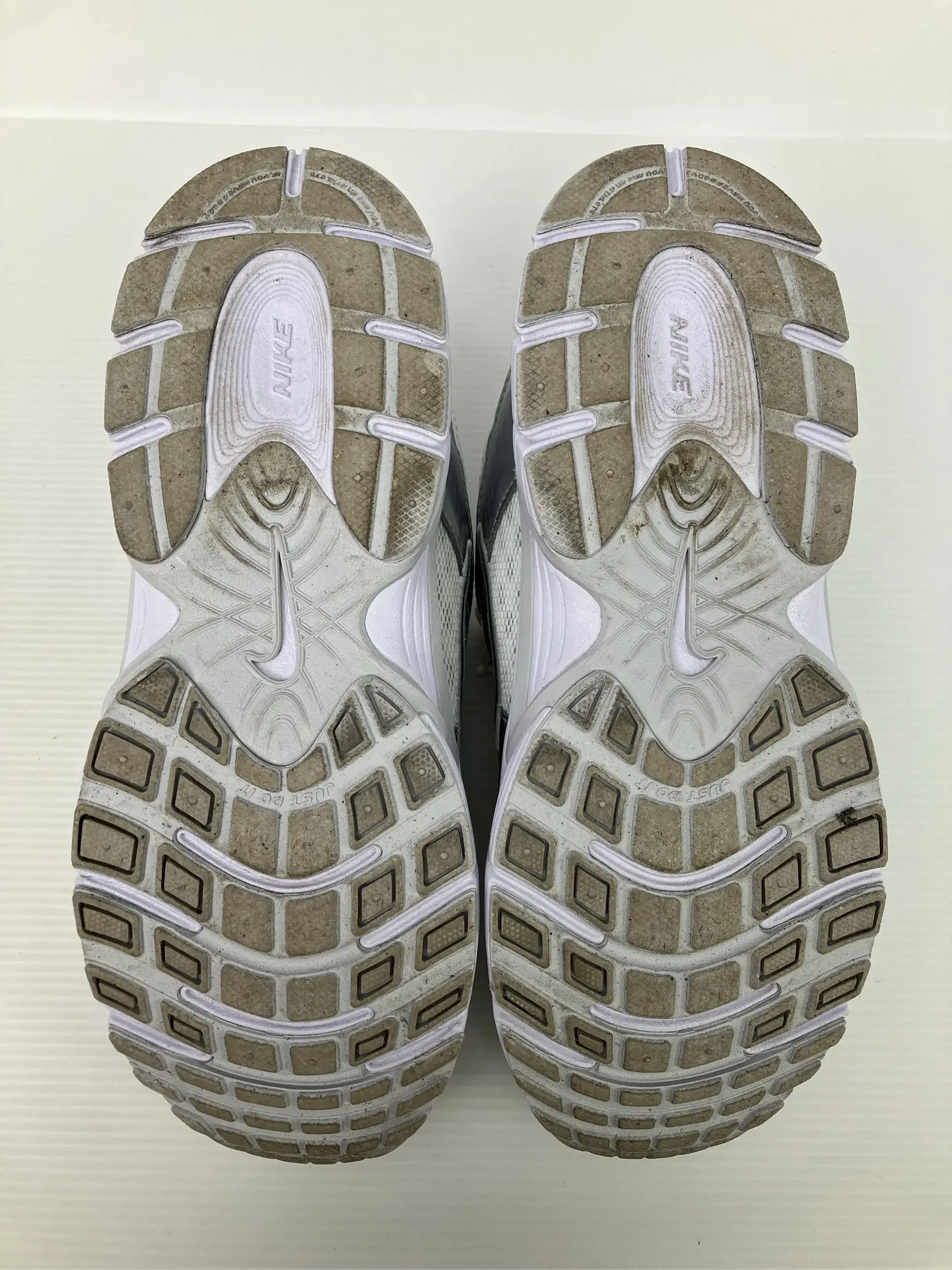 https://r2-worker.digdig.jp/product/3ca950eb-ddcc-4a11-b228-7b4e7818b212/8a8c2cf2-ddb6-4bd7-9dfc-9e5b2a3f7de5