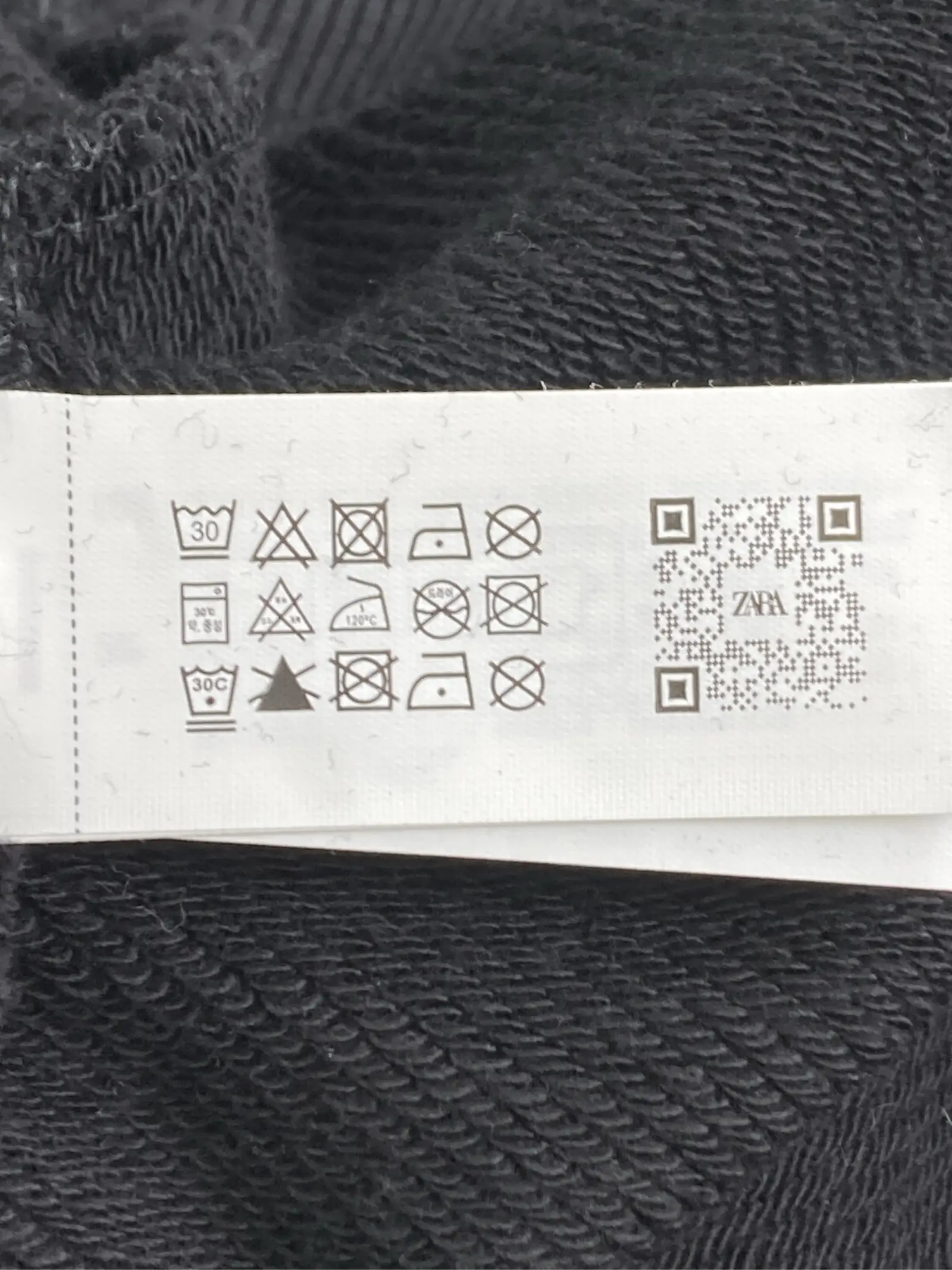 https://r2-worker.digdig.jp/product/3cc535b2-63aa-45ef-8cf6-970f3aca5b9f/4f22dbed-138b-47d7-a77b-3e087946f595