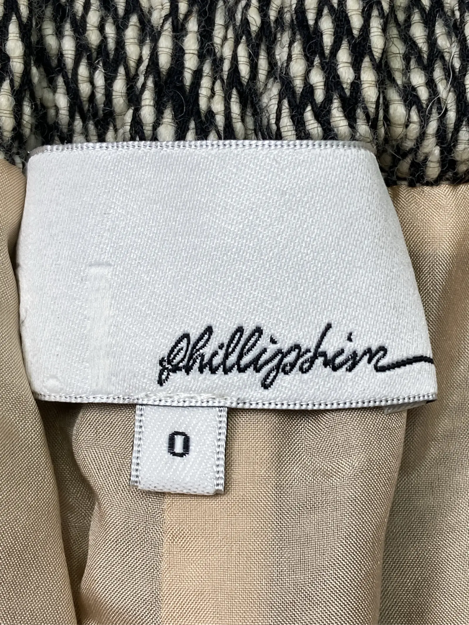 https://r2-worker.digdig.jp/product/3ce206b5-cf0e-4db5-85fb-bd593e5d2857/3eda8843-c095-415b-b867-fd75c78521a1