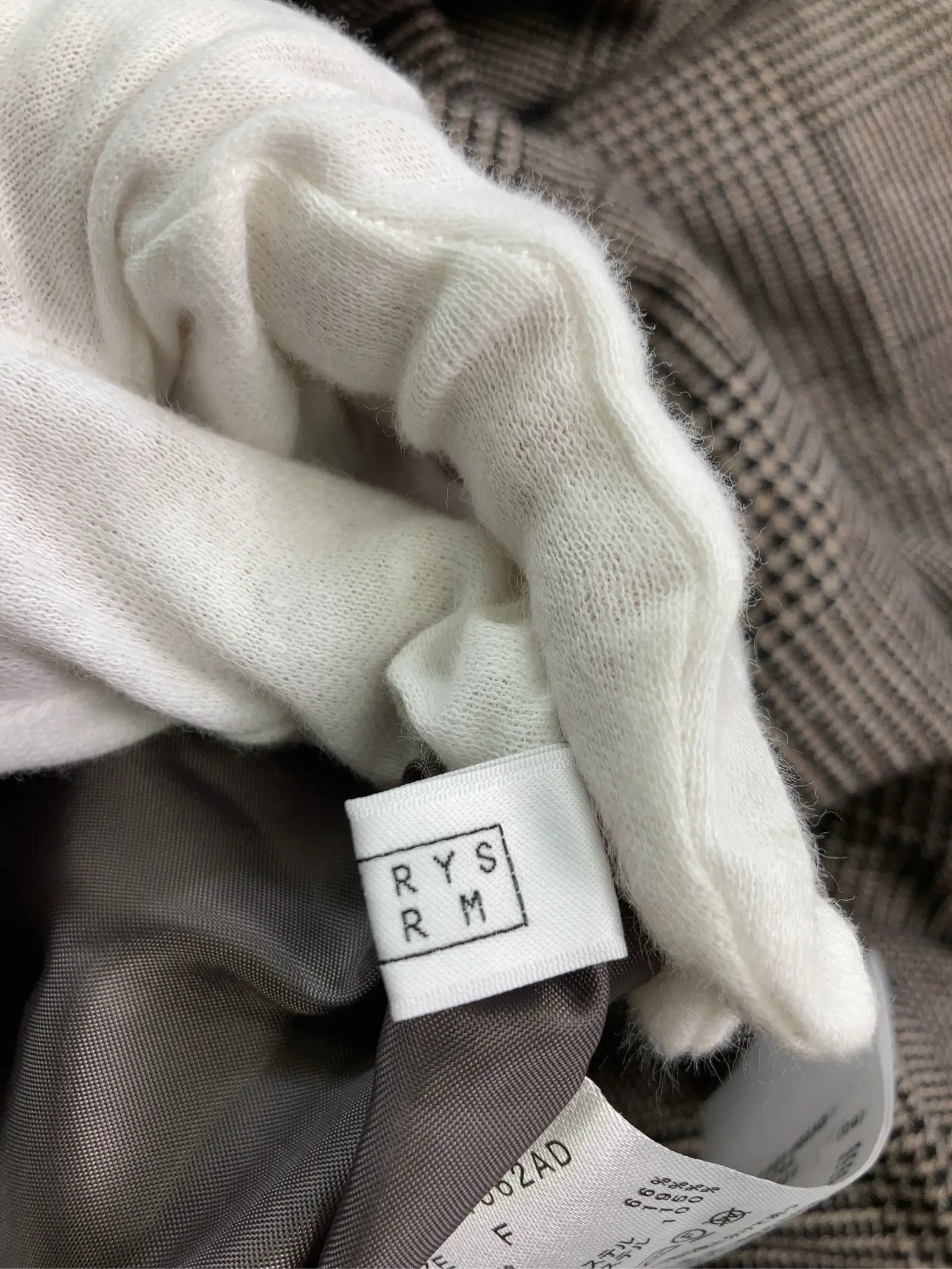 https://r2-worker.digdig.jp/product/3d53a054-4f84-4468-bcff-ceb3441b6f6c/9e714c34-7674-41ea-8179-38aa6ac9a141