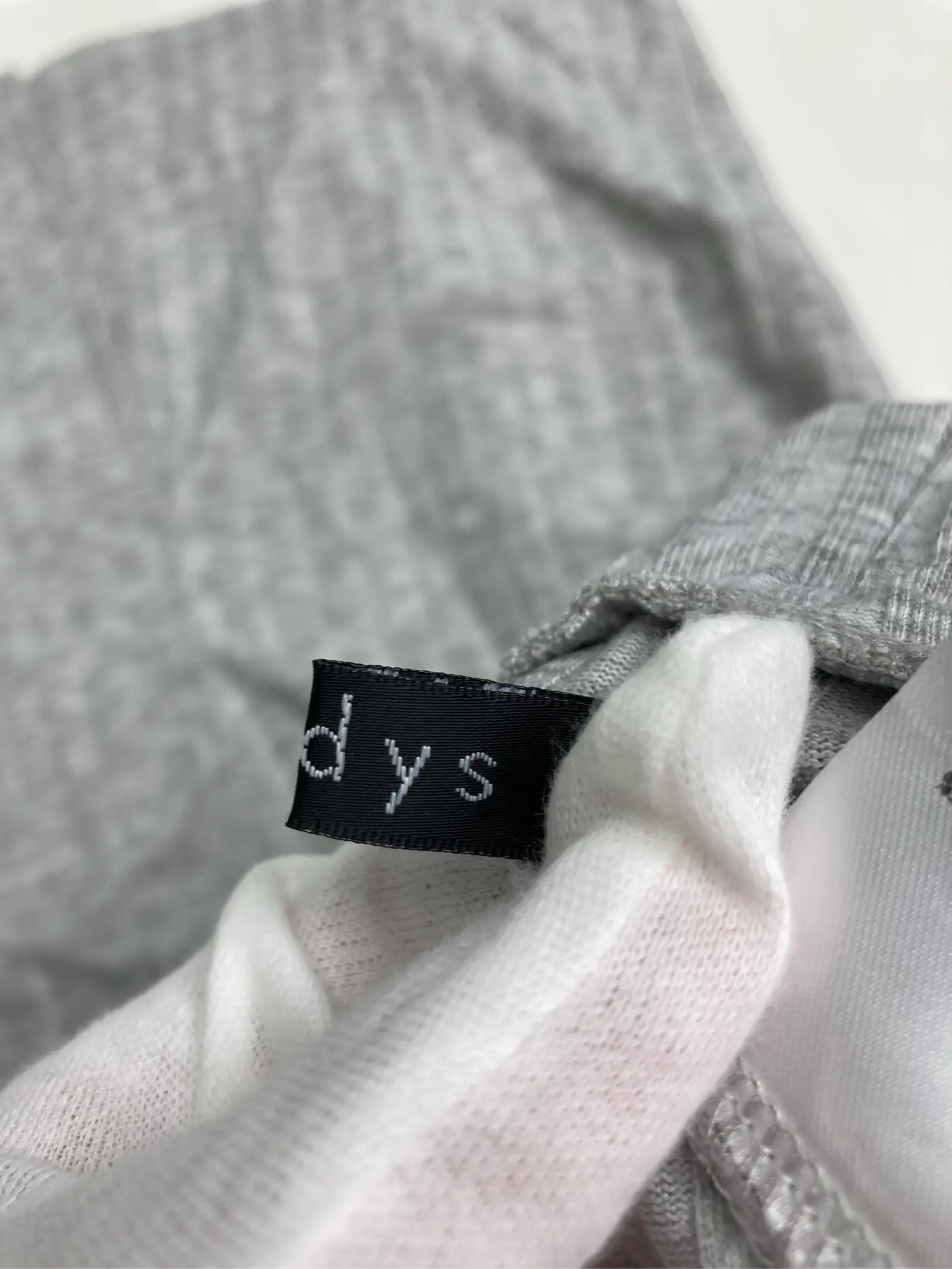 https://r2-worker.digdig.jp/product/3d59570e-ba5e-4112-b52d-6d944b85e83d/2d1b3a0b-c377-494d-8f0a-b8eef9bd7860
