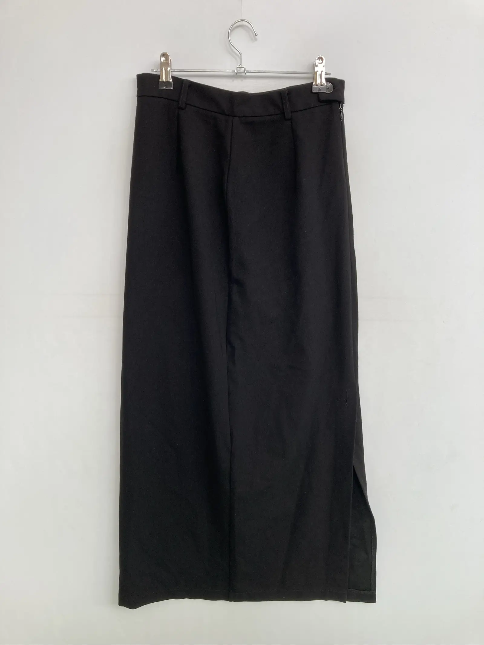 https://r2-worker.digdig.jp/product/3d7f4ed8-0526-48c3-b33e-cbe9b862b696/4ab1c03f-1169-4357-8f37-e161fd1b6102