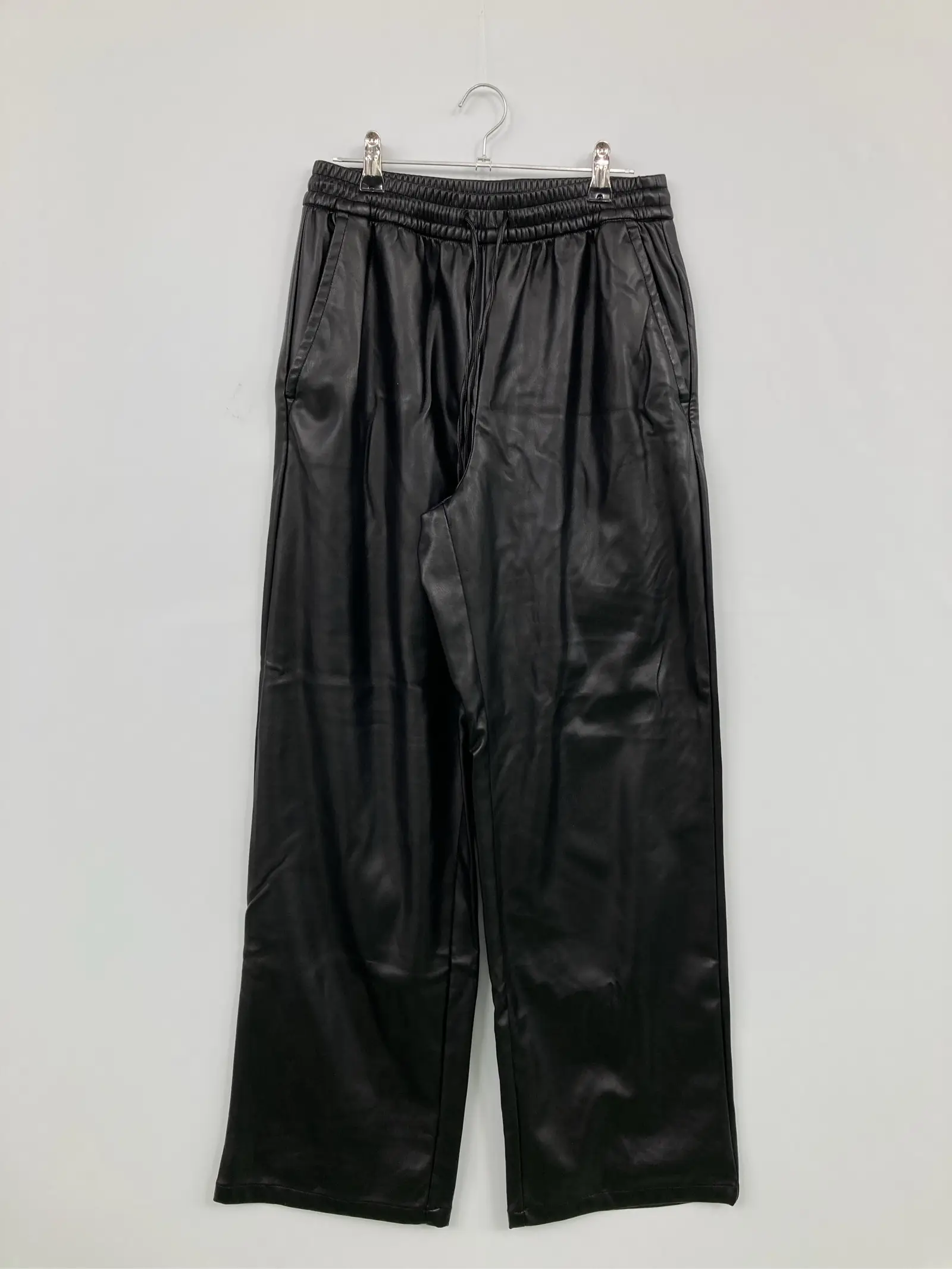 https://r2-worker.digdig.jp/product/3dc3f007-d546-4614-bfd1-54bf3aede3fd/dcaa73d3-1410-4112-9878-22727cdc8320
