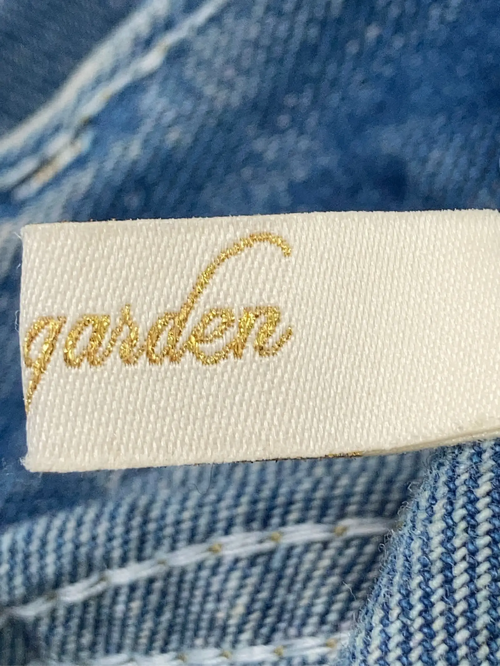 https://r2-worker.digdig.jp/product/3e1b3ba5-6ad2-4f32-9b82-1a7651ced9e5/8fc0baeb-c6d0-41e2-9834-2735a3a42ba3