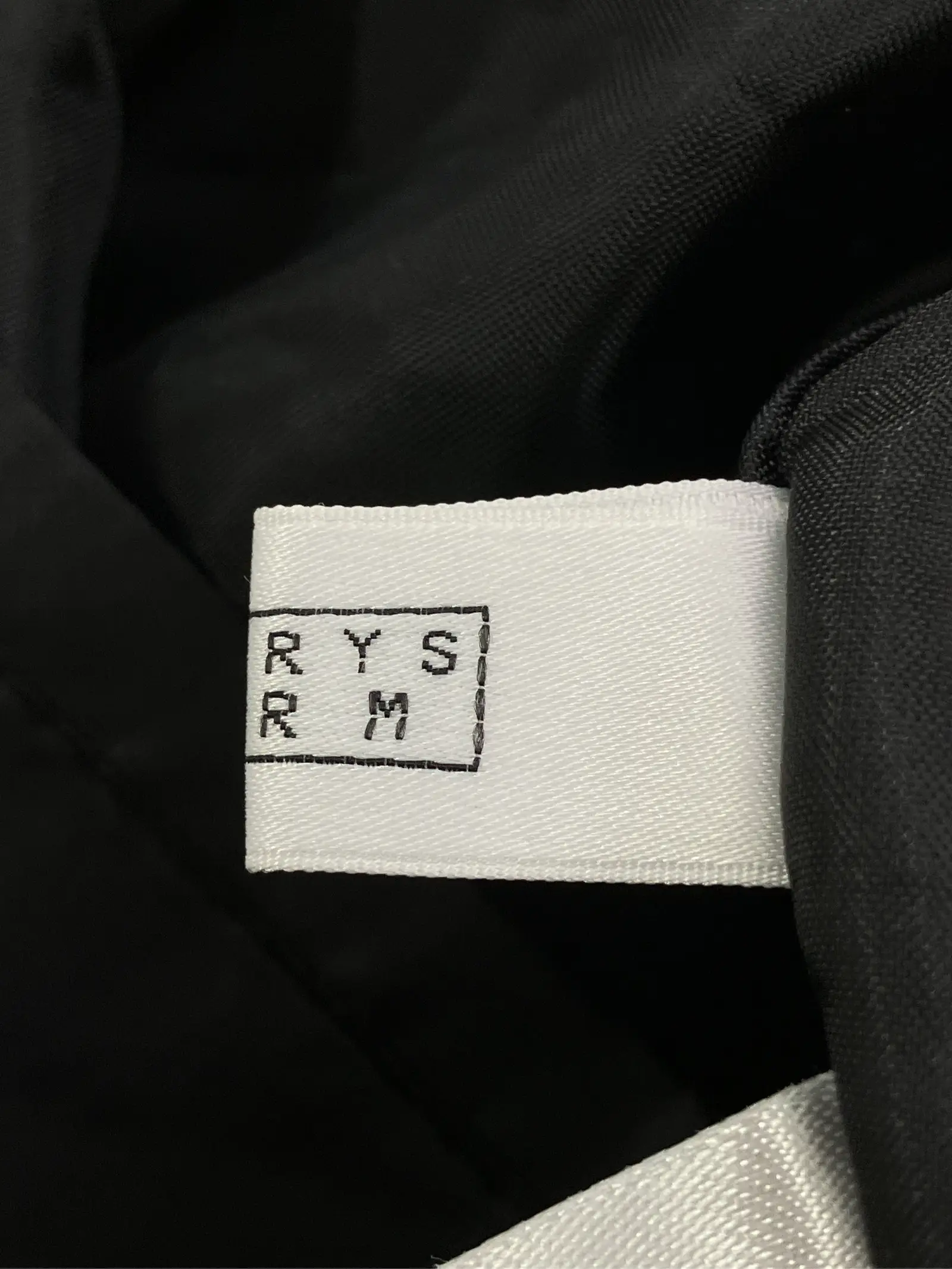 https://r2-worker.digdig.jp/product/3e2783d5-e4c2-4214-8332-adbfd0f5a1f5/ab802b0f-92cd-4d1f-a6c7-30fd393b7893
