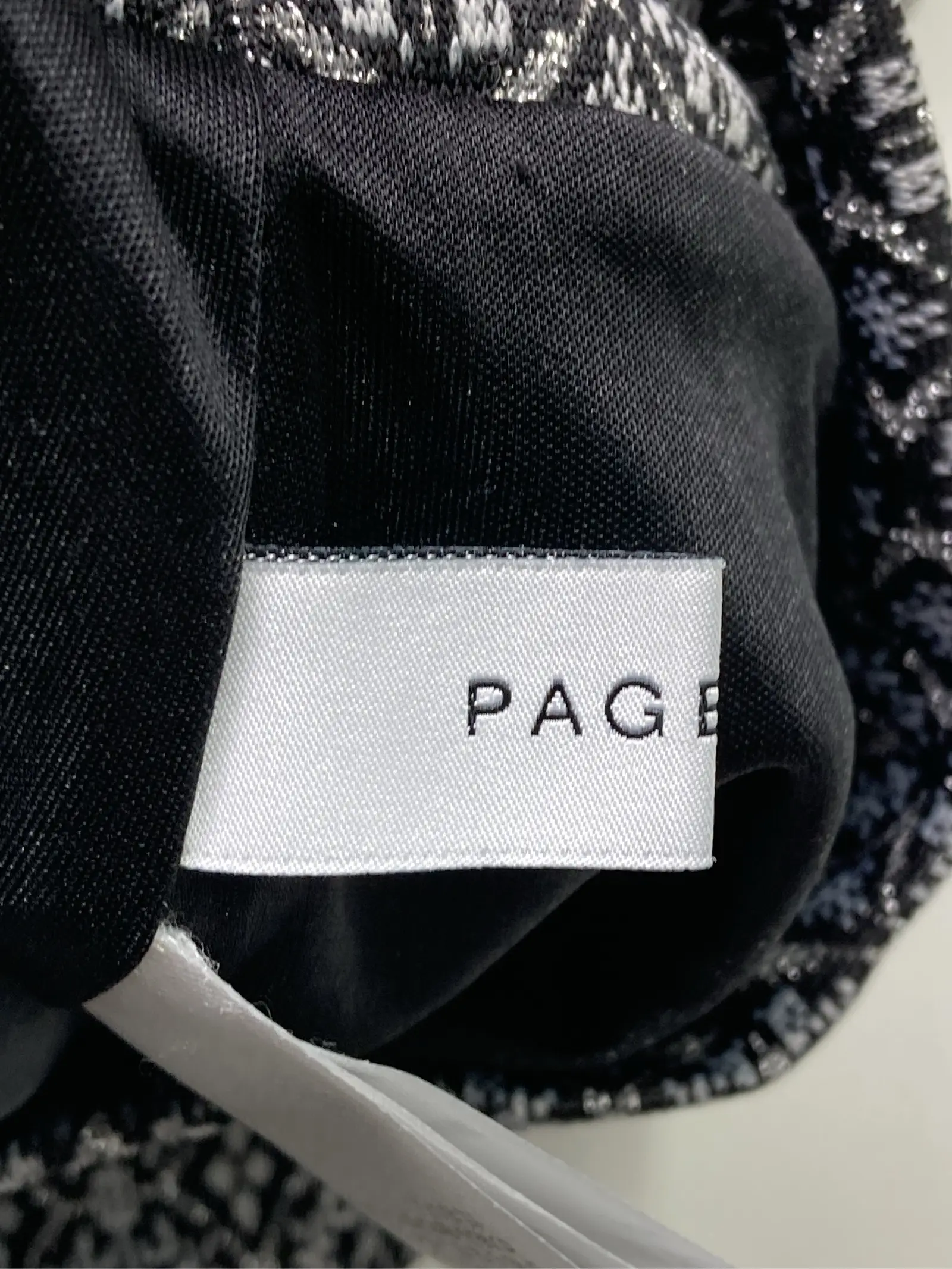 https://r2-worker.digdig.jp/product/3e5d937f-a2ac-4ee3-b8d4-fb2033056f06/0847bac7-d4c9-4f0f-bee3-4d8ec0a88270