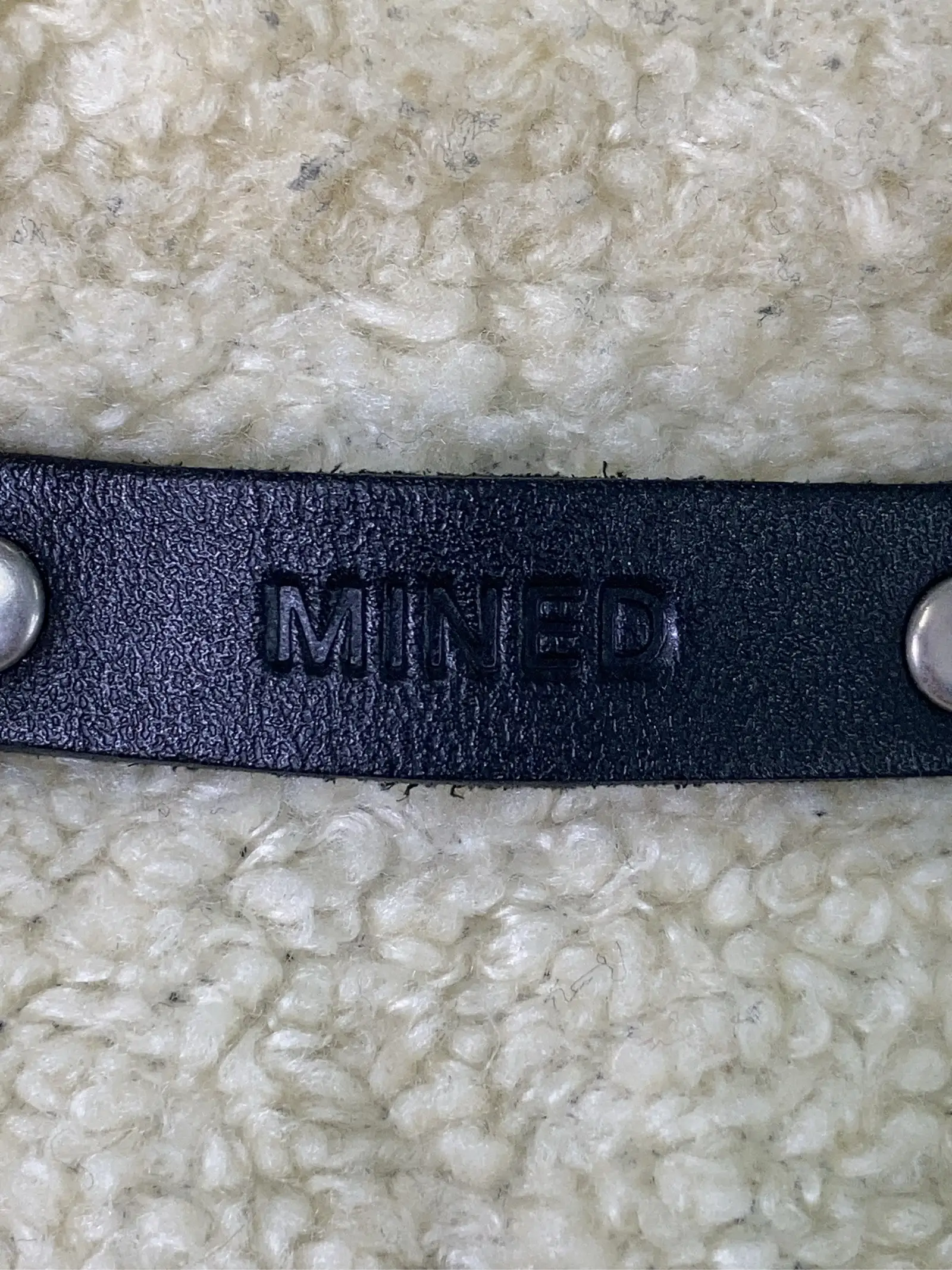 https://r2-worker.digdig.jp/product/3eb2a09b-1bc4-4102-9da7-348f8cb684fe/e7cdcf97-a0a1-4d20-95e4-8f87b3bc7005