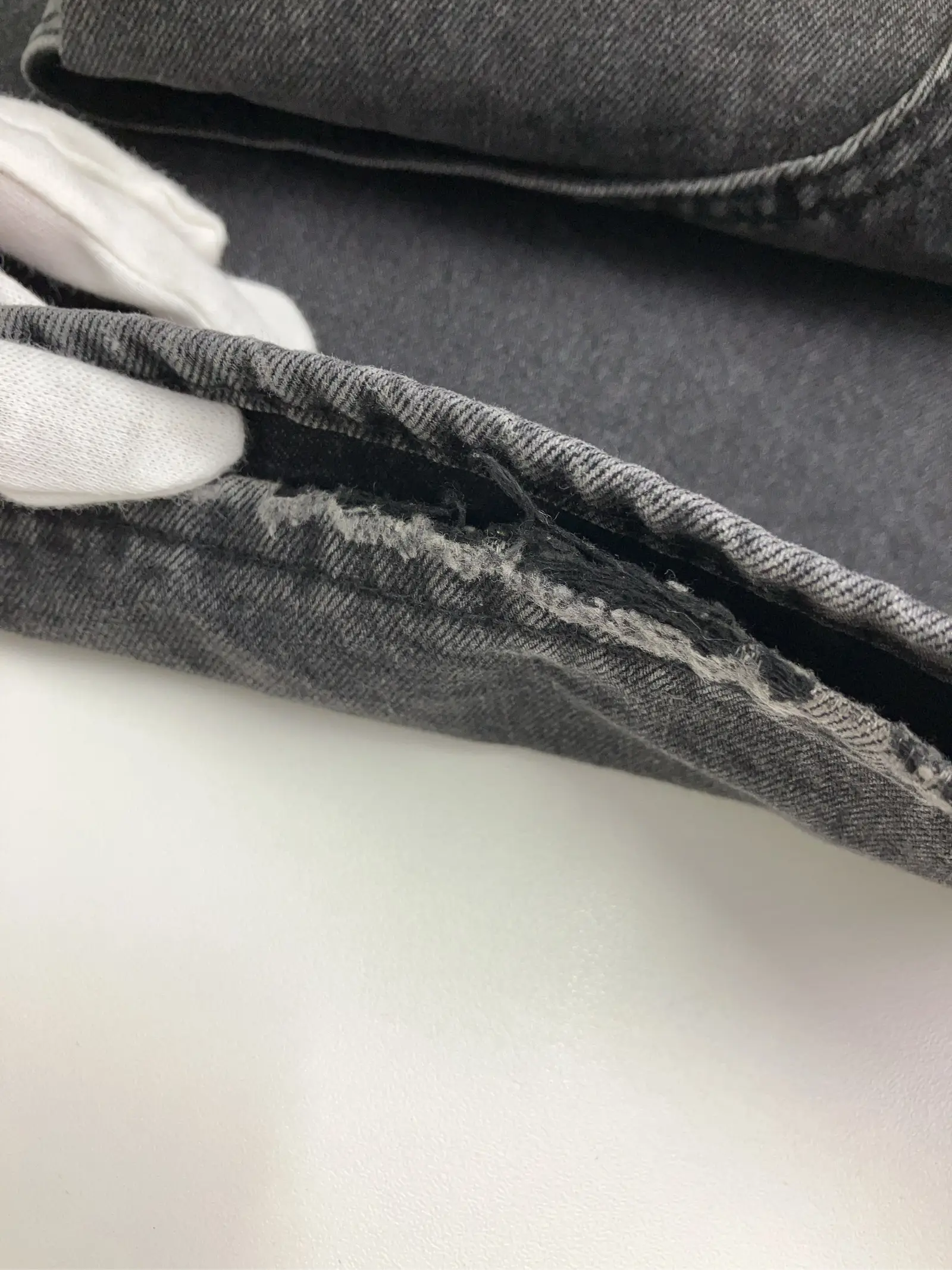 https://r2-worker.digdig.jp/product/3ec59f25-83a0-4c2e-895e-3c72d879ee75/1a3f2c3c-15ed-4600-9f7a-14645a0994a6