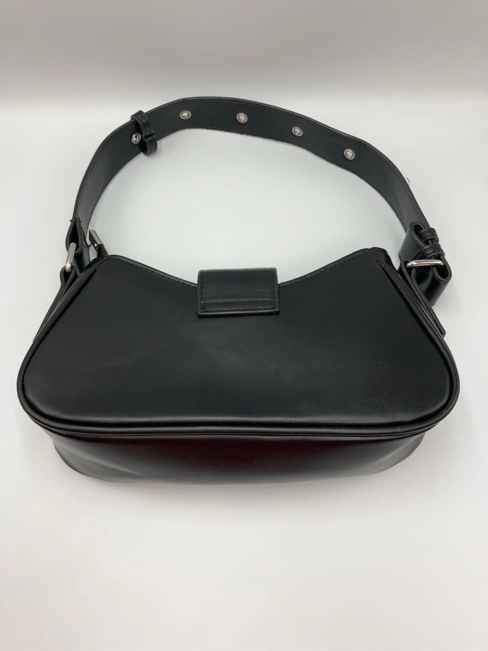 https://r2-worker.digdig.jp/product/3ef461dc-4f59-49f1-8b3c-8c5da6cae35f/4a958fa9-03e5-4b46-bec5-1338a9a61bc3