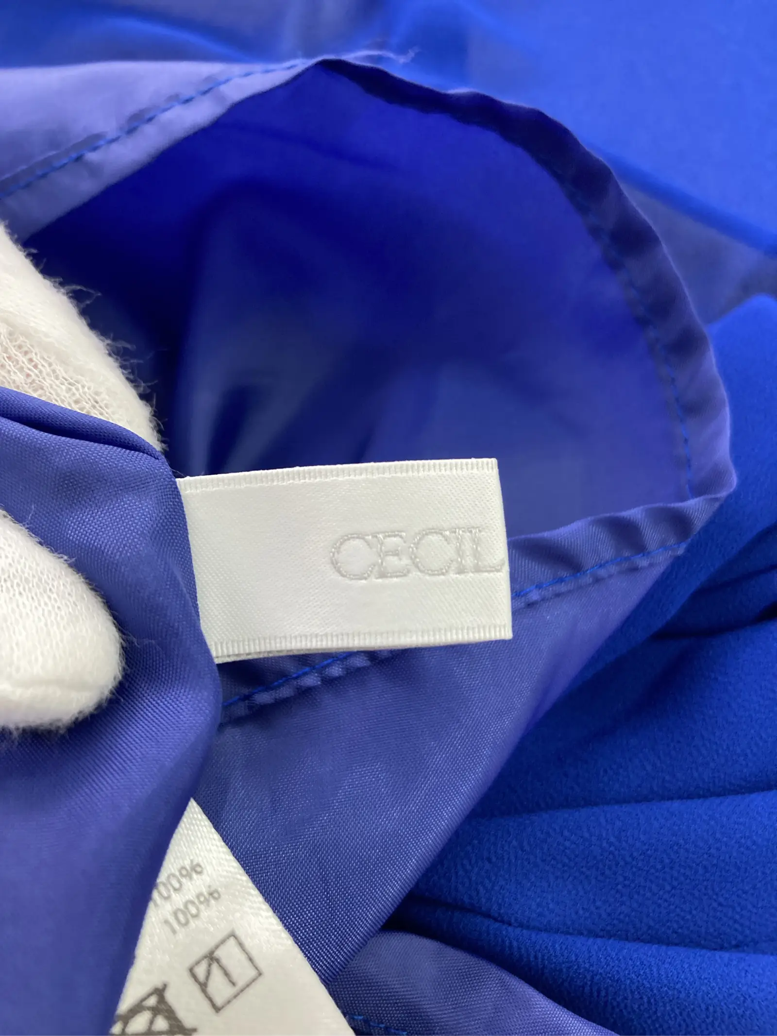 https://r2-worker.digdig.jp/product/3f1f3b72-f80d-4310-a9d9-5633a8ff5398/623f8733-eb5e-4214-a08d-92f51080ba0d