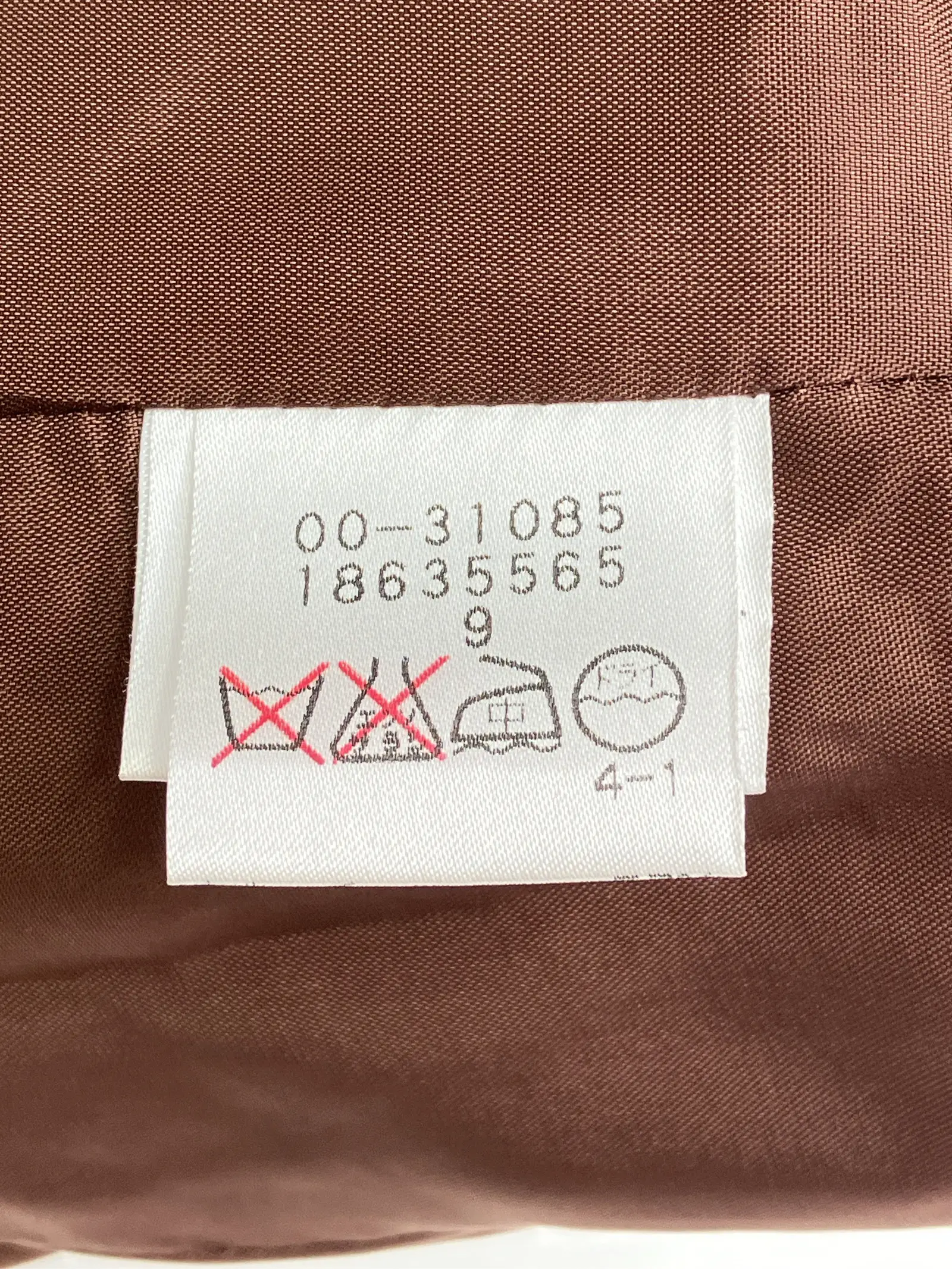 https://r2-worker.digdig.jp/product/3f2b8b4d-10c1-4827-ab91-7c2f5b84a6f5/9b5da0de-0a28-4811-b45f-c48eff5cc5af