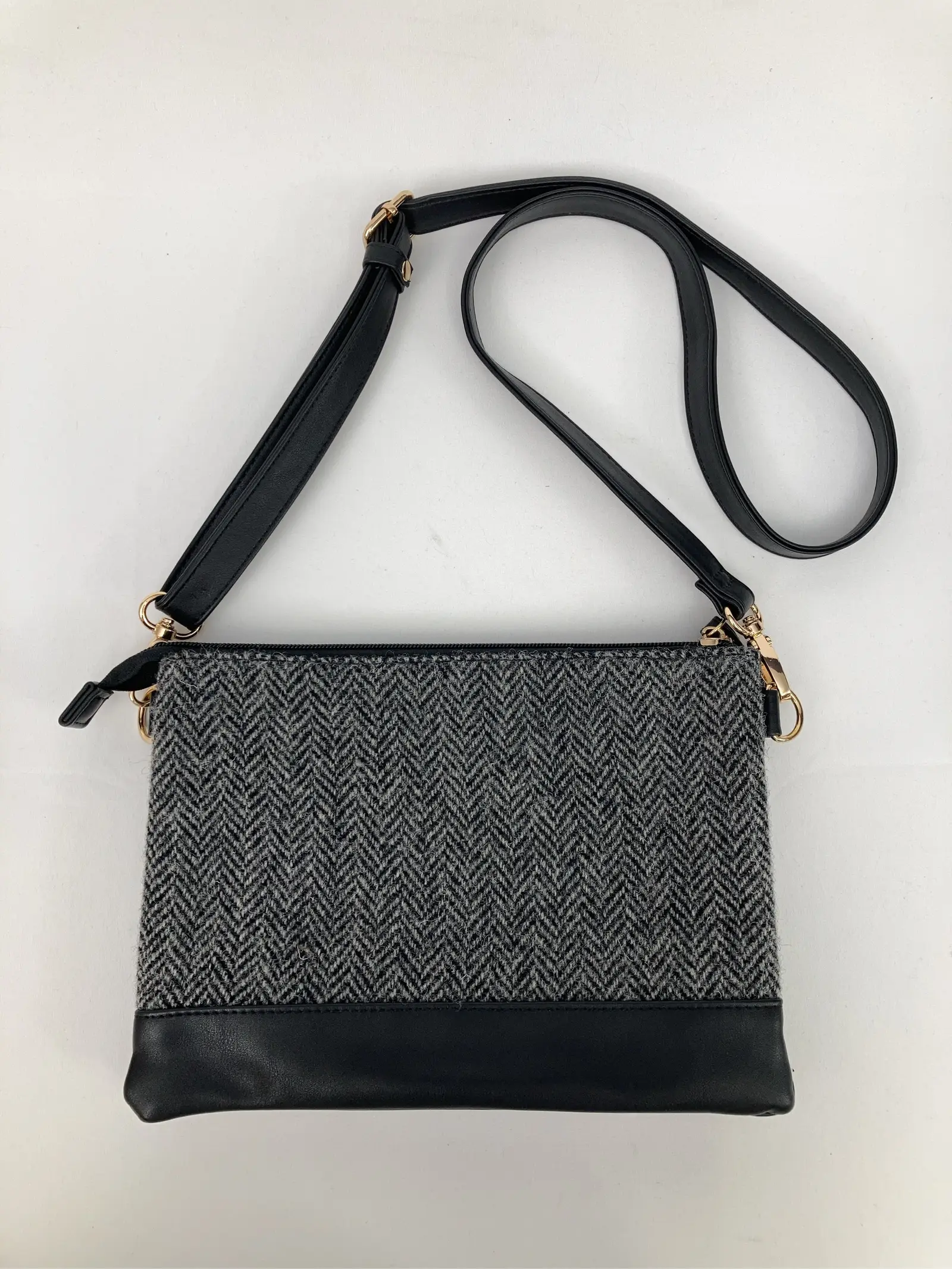 https://r2-worker.digdig.jp/product/3f3bccdd-50c3-4d2e-b1e8-58662f2cc36d/aa95107c-a6a8-4f65-88cd-86b96f35456a