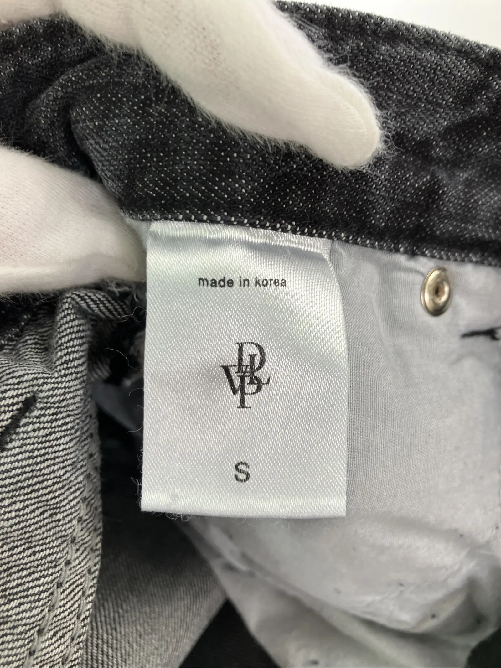 https://r2-worker.digdig.jp/product/3f3c41f8-db01-409f-b352-1ed451cf10df/a00d330d-d57f-4a8f-b43e-b51e973a8115