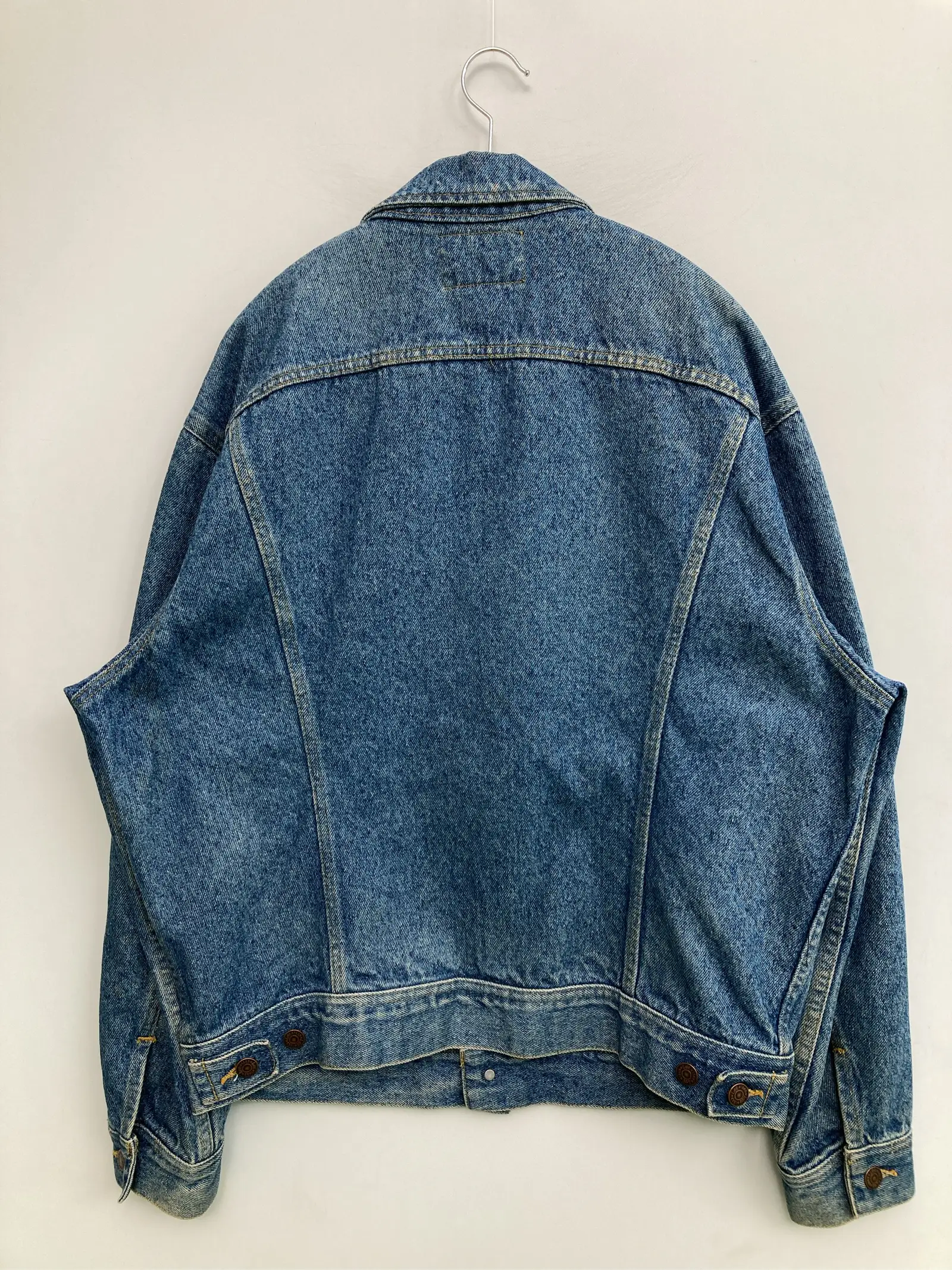 https://r2-worker.digdig.jp/product/3f48a77c-06bb-4dc2-b6fb-0ef281a154dd/beaefa73-6733-49cb-8465-33fe38d27167