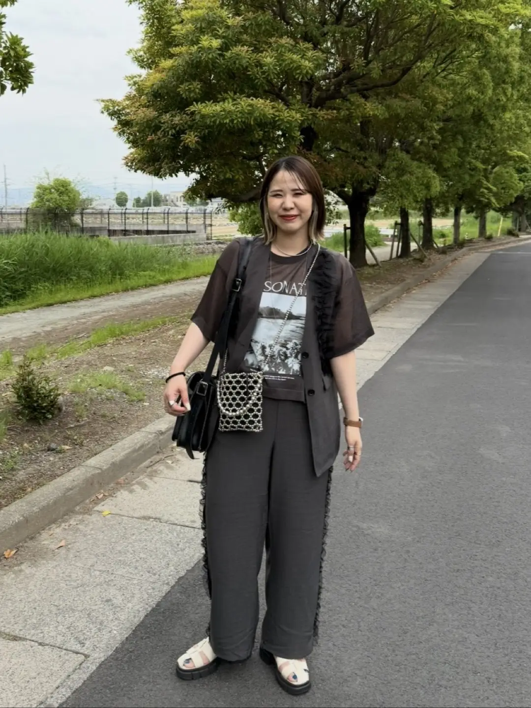 https://r2-worker.digdig.jp/product/3f6a79e6-fd38-40d5-93e6-7192c0df47de/193e0f02-3b54-467a-875a-9c46ba9ef019