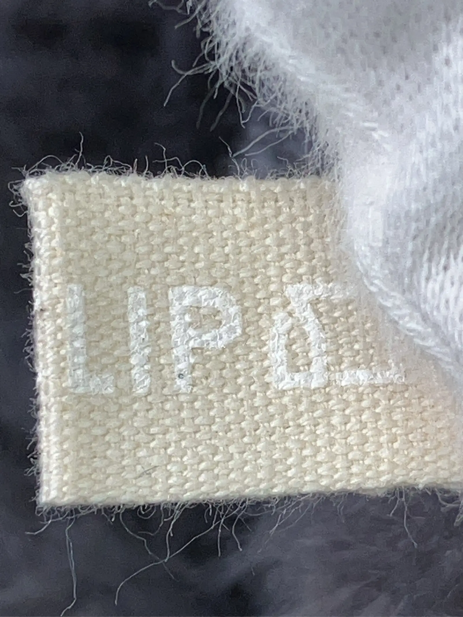 https://r2-worker.digdig.jp/product/403fbd9e-320a-4d51-a276-75943e0ee931/9664eb6d-7eaa-4beb-8fd7-25554ad47a6c
