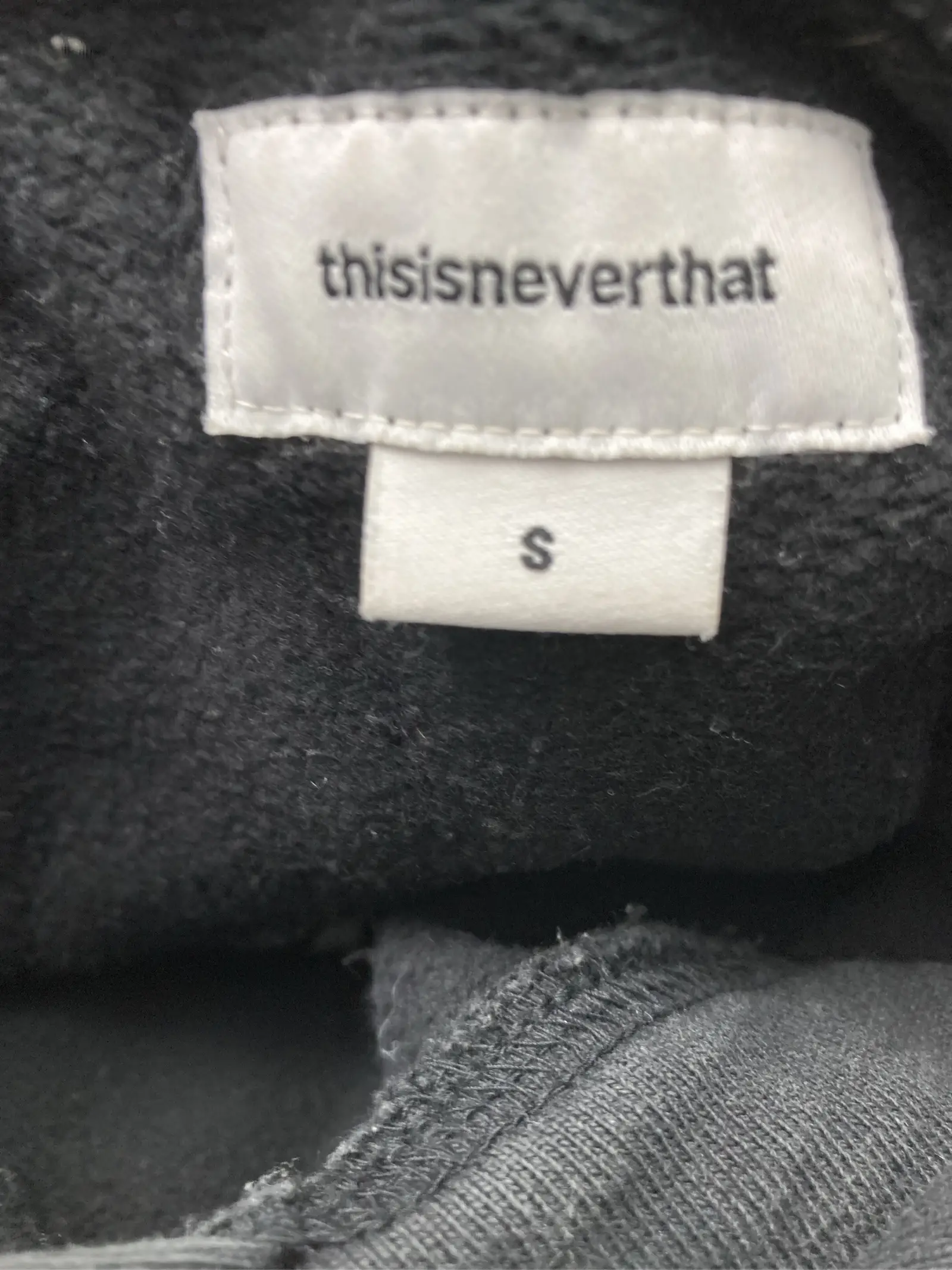 https://r2-worker.digdig.jp/product/40e57668-f91f-43e6-81a4-2578441023ff/d5843e95-3c58-4e02-ad31-c92a46b07491