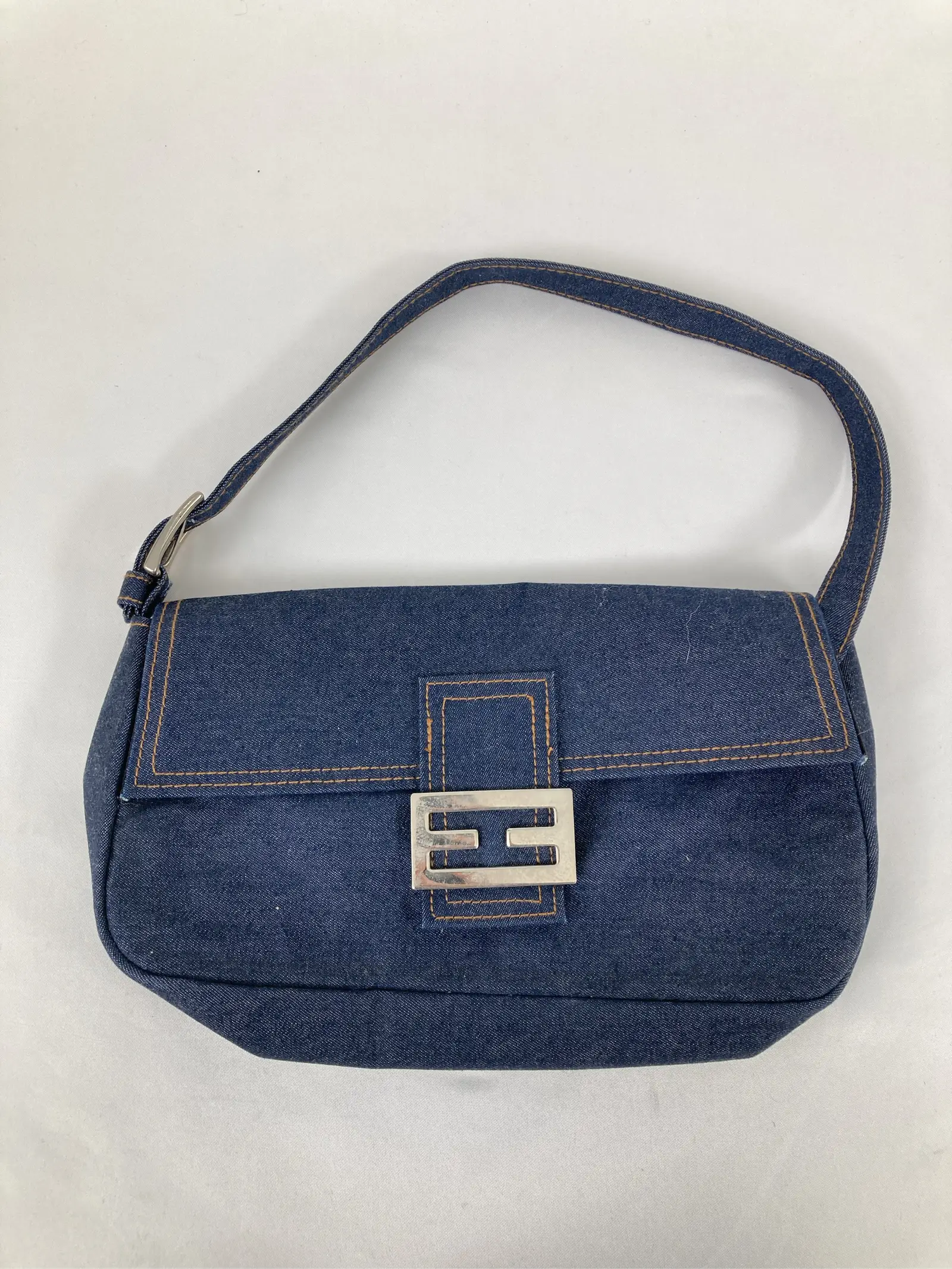 https://r2-worker.digdig.jp/product/40f7f337-9fc7-4c2f-a3f4-805f17d85b81/77175884-cbe8-4b08-81bd-81b479c03365