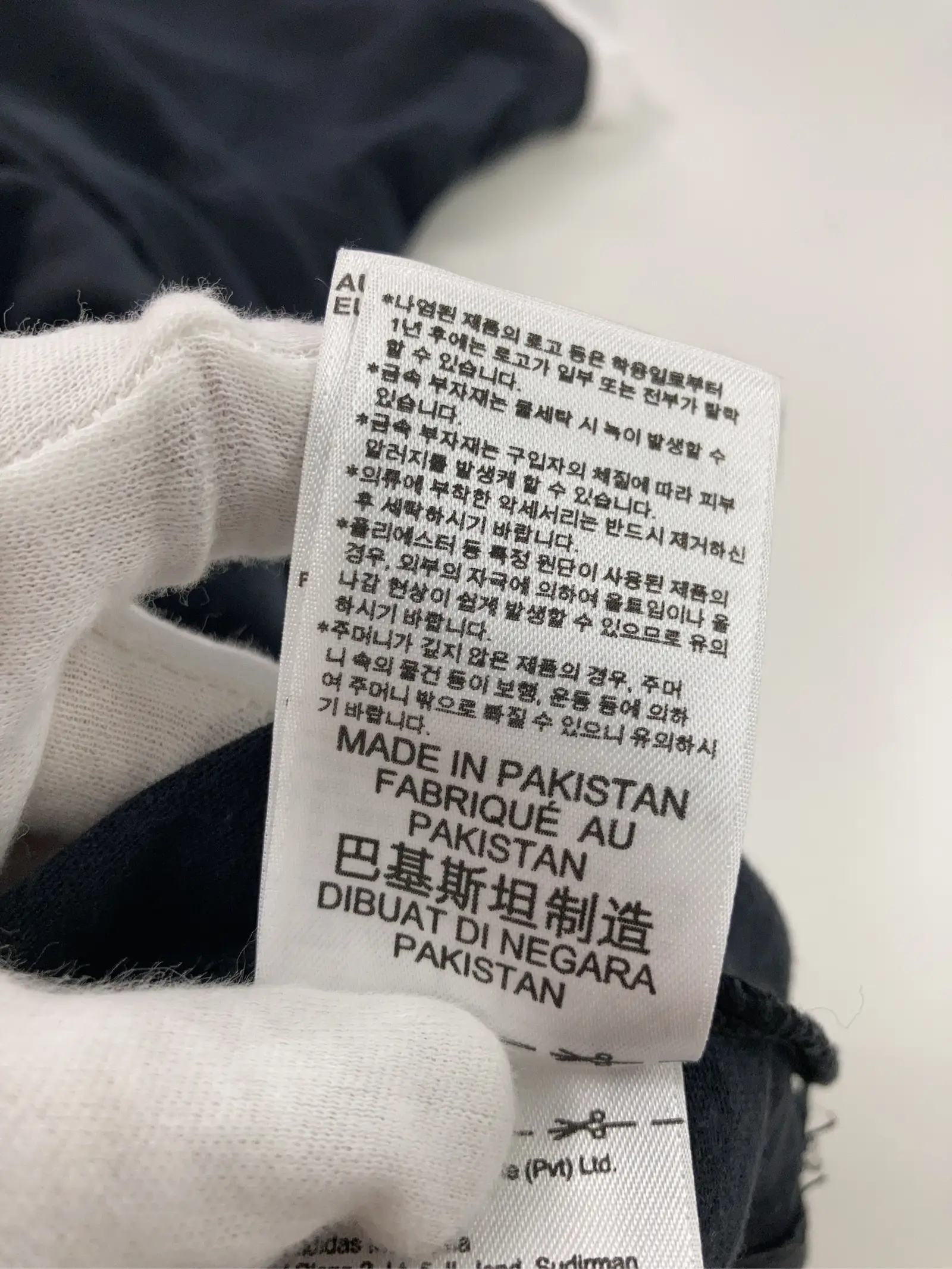 https://r2-worker.digdig.jp/product/40f94e6a-63b4-4886-881e-4507b5819a06/e519e456-1dca-42bf-ac8f-7c2d0f9695ae