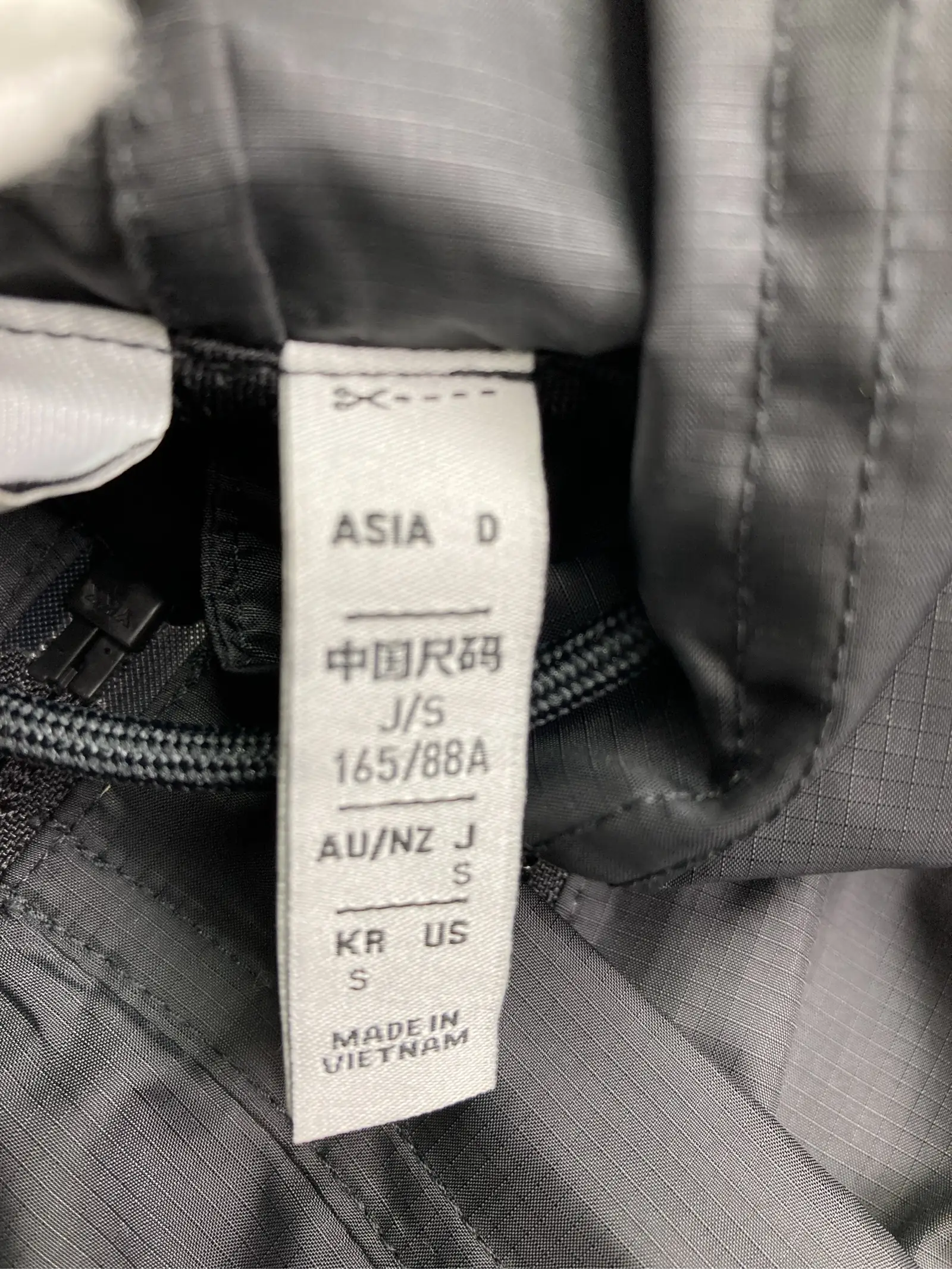 https://r2-worker.digdig.jp/product/41e00176-8fb1-4ace-820b-76d58eb7dd54/96a34f20-6ecf-4c9e-a295-561304cf68f7
