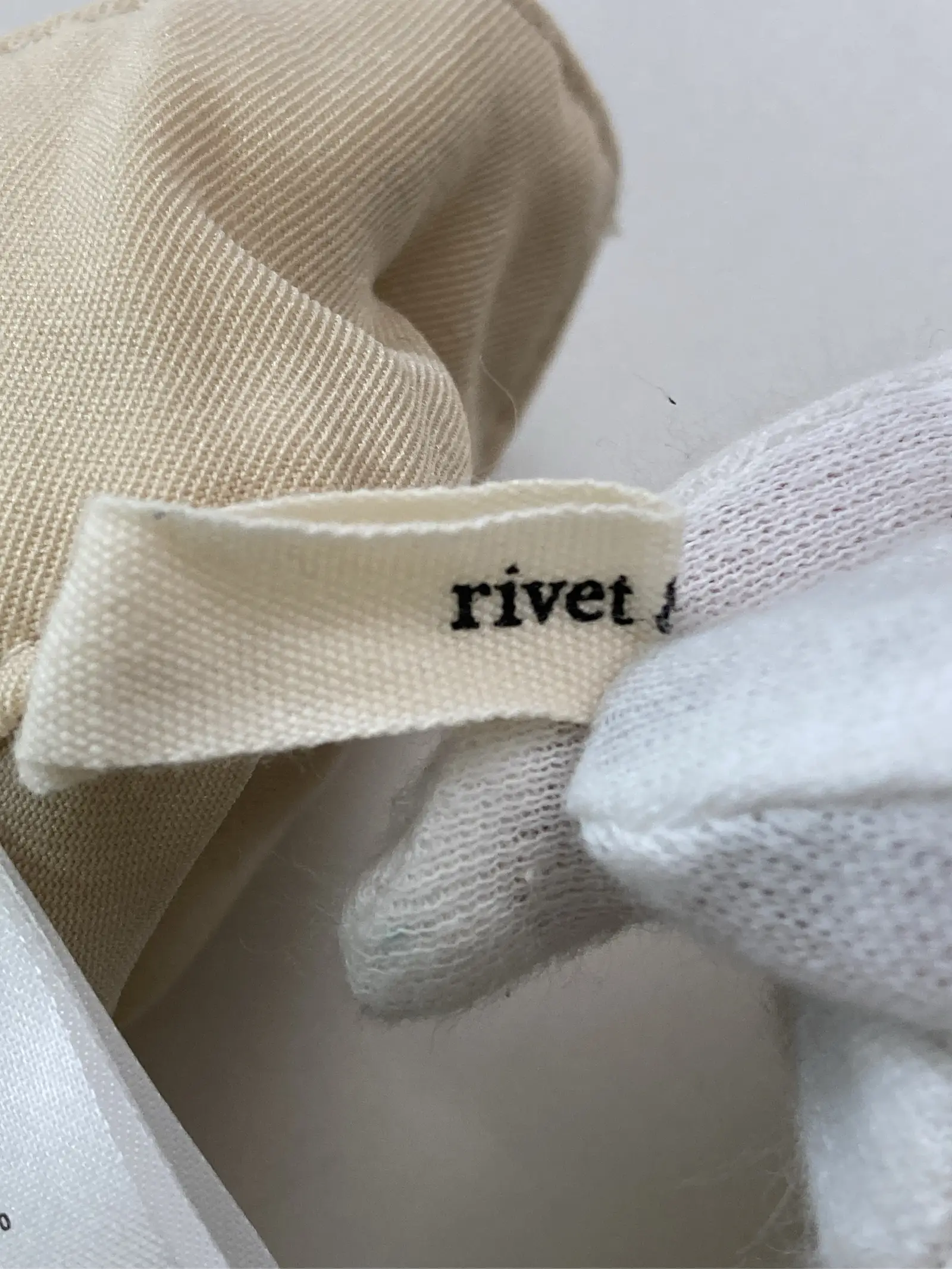 https://r2-worker.digdig.jp/product/422f9a47-3784-4330-9a02-a696589d0de5/1ae05834-d9c9-4123-9a8d-5fe739cf8ab8