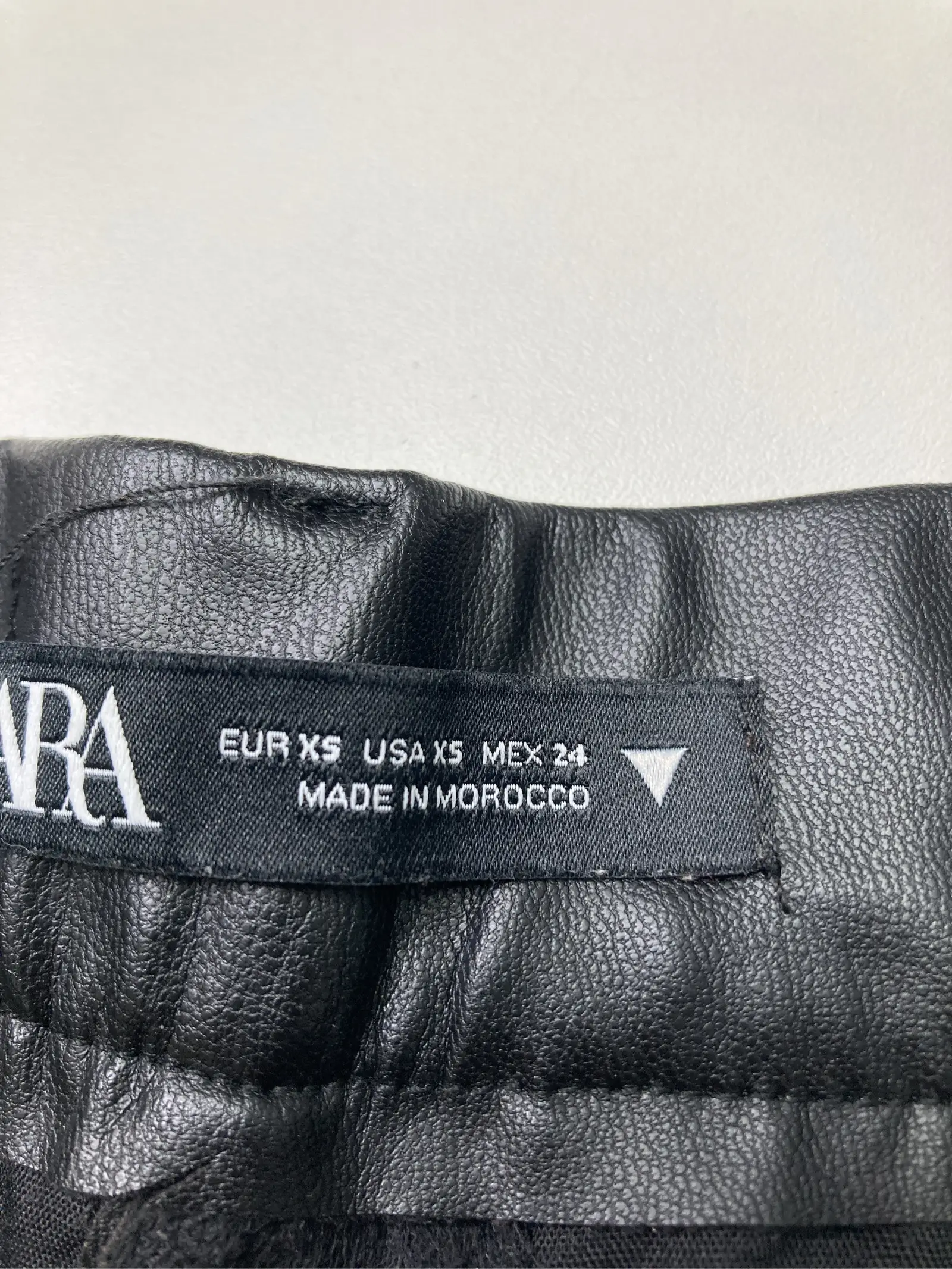 https://r2-worker.digdig.jp/product/427f3f7d-c3fb-4f7f-82f0-9f50e3f073b2/b6ba11ed-5835-4d5e-bdc9-e9858dca3204