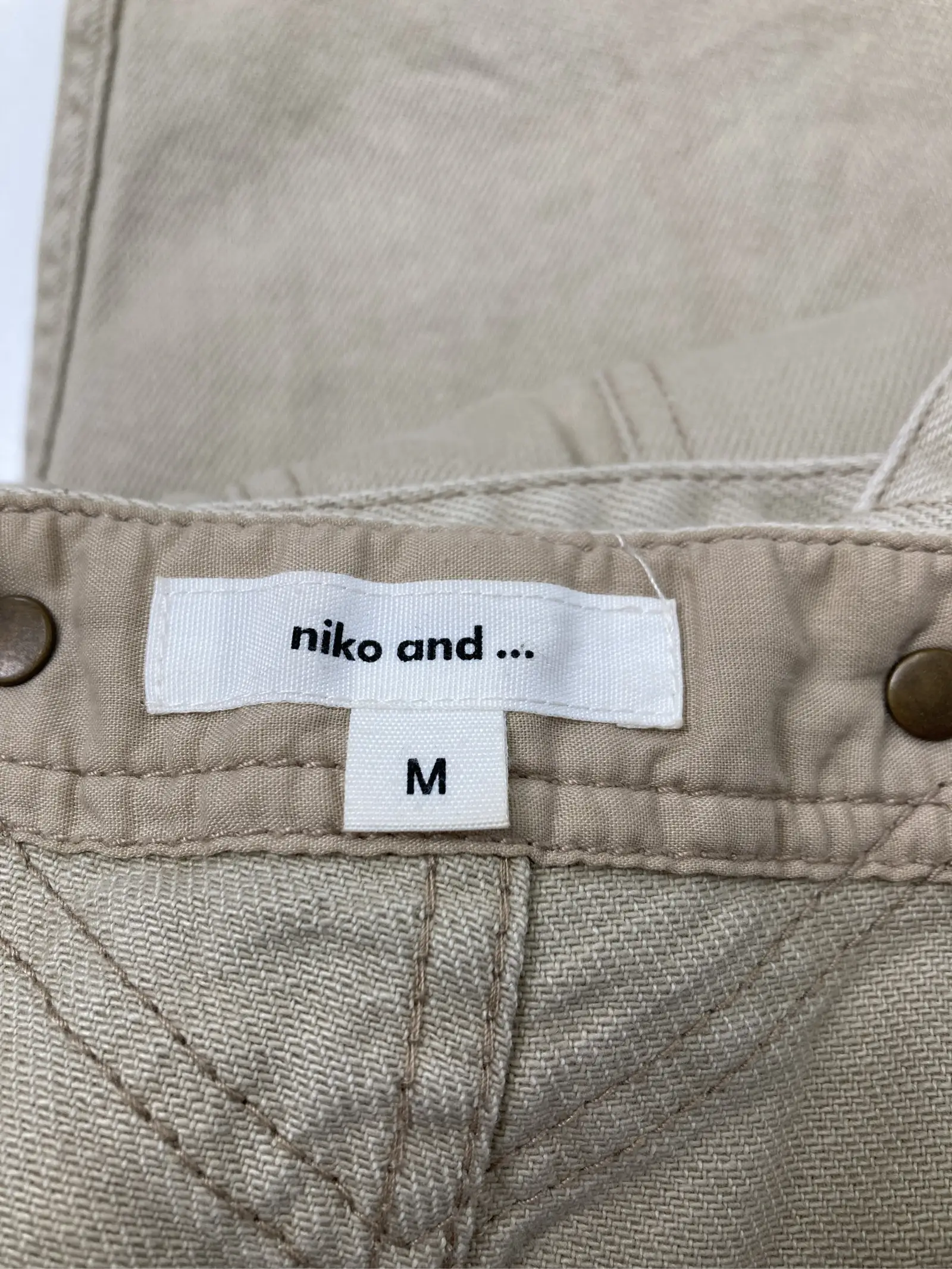 https://r2-worker.digdig.jp/product/42bc904d-79f6-48e9-a3d0-f351f84933d9/383d6c24-3656-4873-828a-d317c8be4677