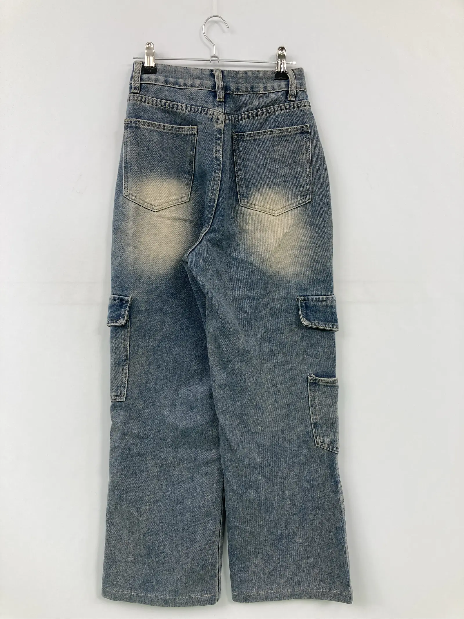 https://r2-worker.digdig.jp/product/4336580f-4db7-43d0-8d4c-b6b0d873011b/4a41c39b-600e-4cc5-bc17-08786e5dbd48
