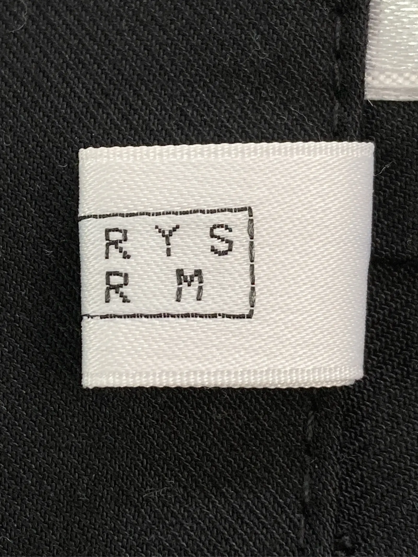 https://r2-worker.digdig.jp/product/440b265a-66e1-4206-98a7-f08ba22fd9ef/5f53b690-00d2-416a-be53-a20d56f78ba1