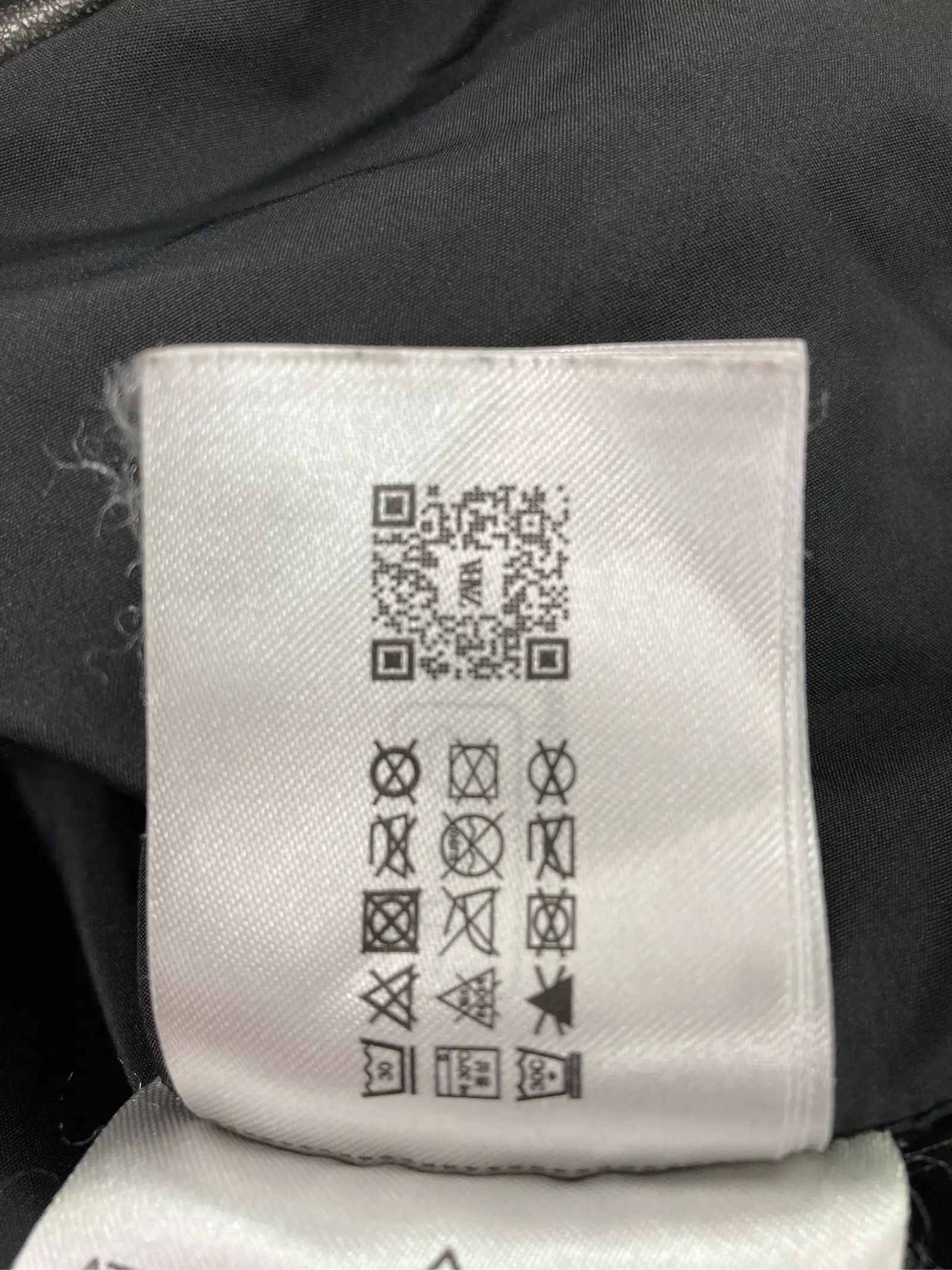 https://r2-worker.digdig.jp/product/444021f9-6d1f-4101-a9d2-fd625599de72/e61e95ae-6e55-4152-be5e-a618e62e9bc7