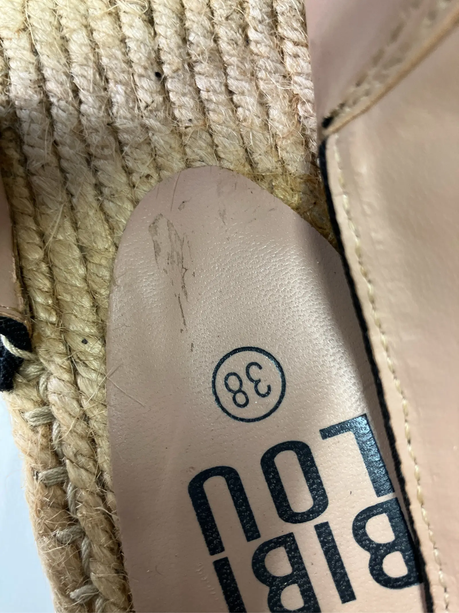 https://r2-worker.digdig.jp/product/44e0f06f-beb8-46f5-ba25-c2115bec6926/3deb9468-08df-4543-a7bb-cc0d1aecef2a