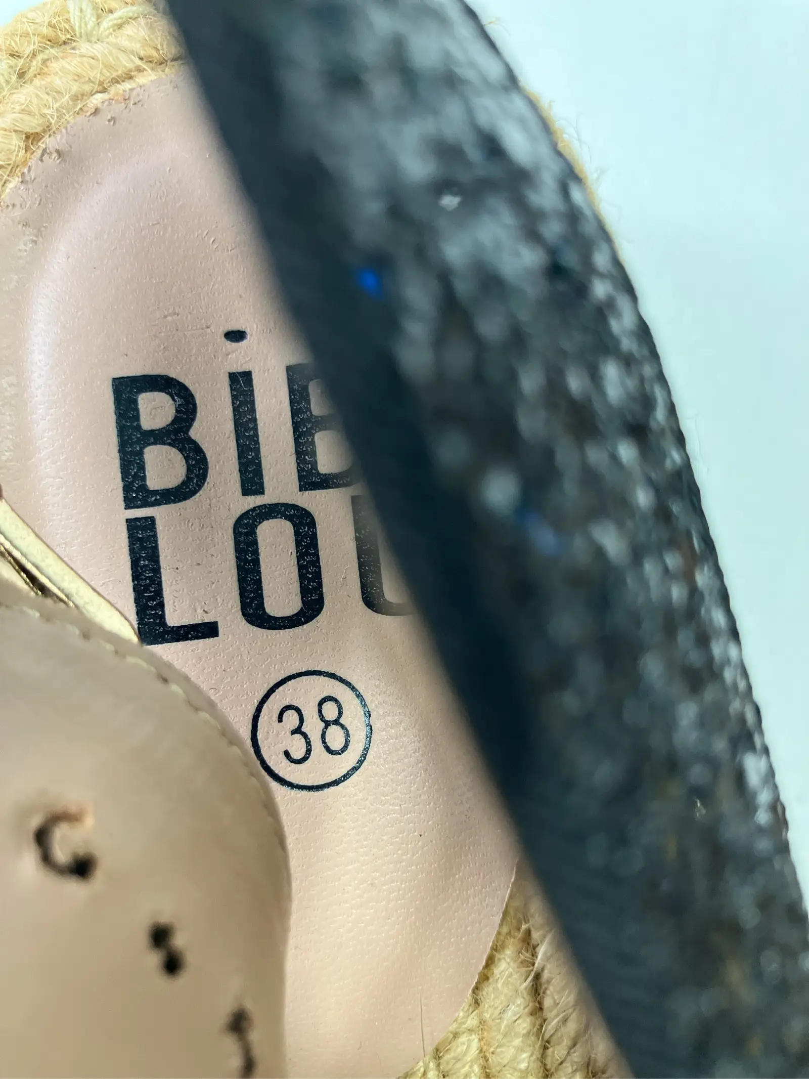 https://r2-worker.digdig.jp/product/44e0f06f-beb8-46f5-ba25-c2115bec6926/5f224989-db70-4904-a9ed-f89ed5bb887f