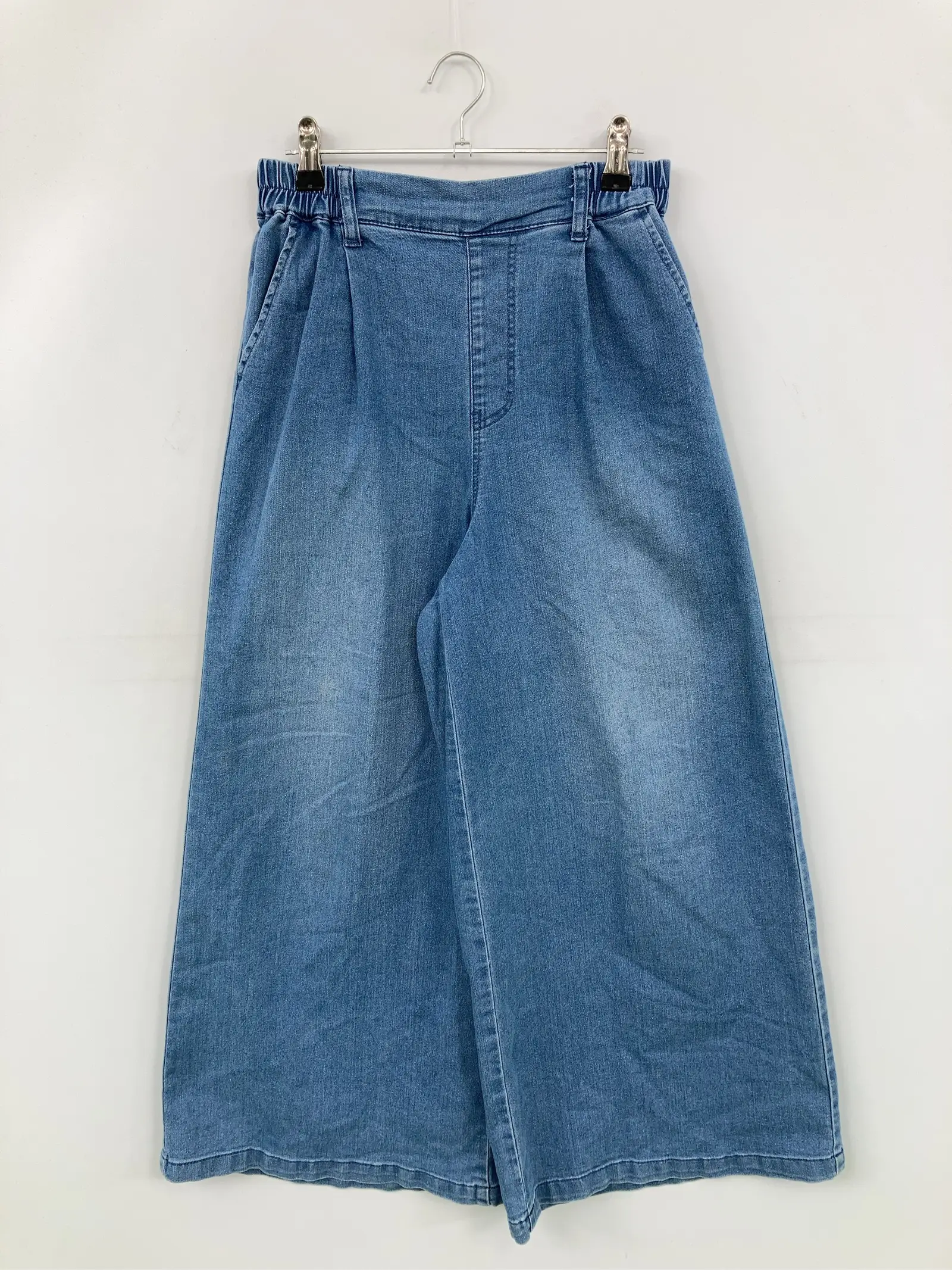 https://r2-worker.digdig.jp/product/451e6471-f3ca-43c6-933c-723e05a4f5e1/8e545b6d-6f1d-49c3-a84d-aeb5dc807a33