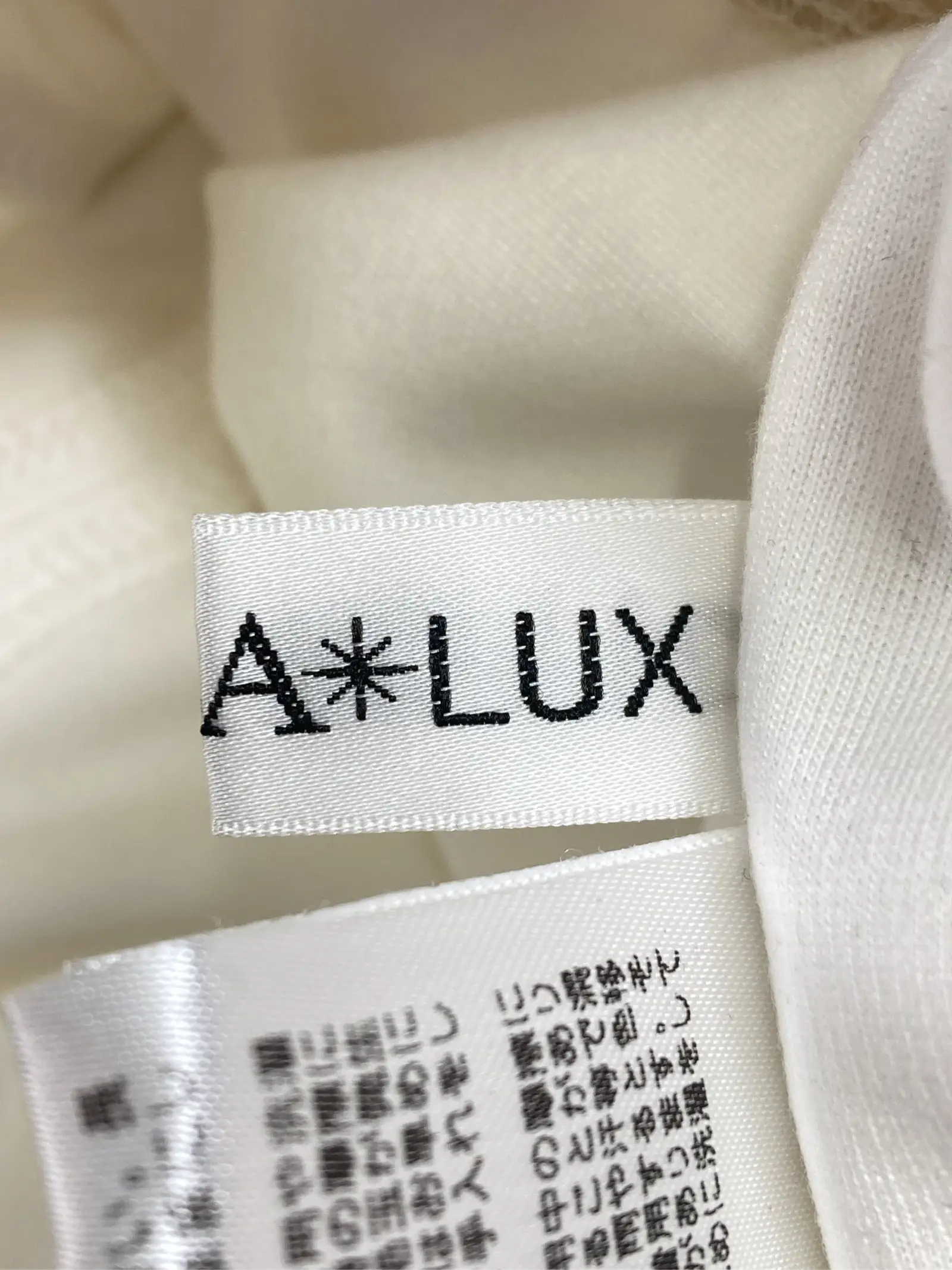 https://r2-worker.digdig.jp/product/45412df1-b6c7-4f14-a955-ad18dd1c12f3/7f39bd11-0e51-4163-a9a2-e6d46d86920f