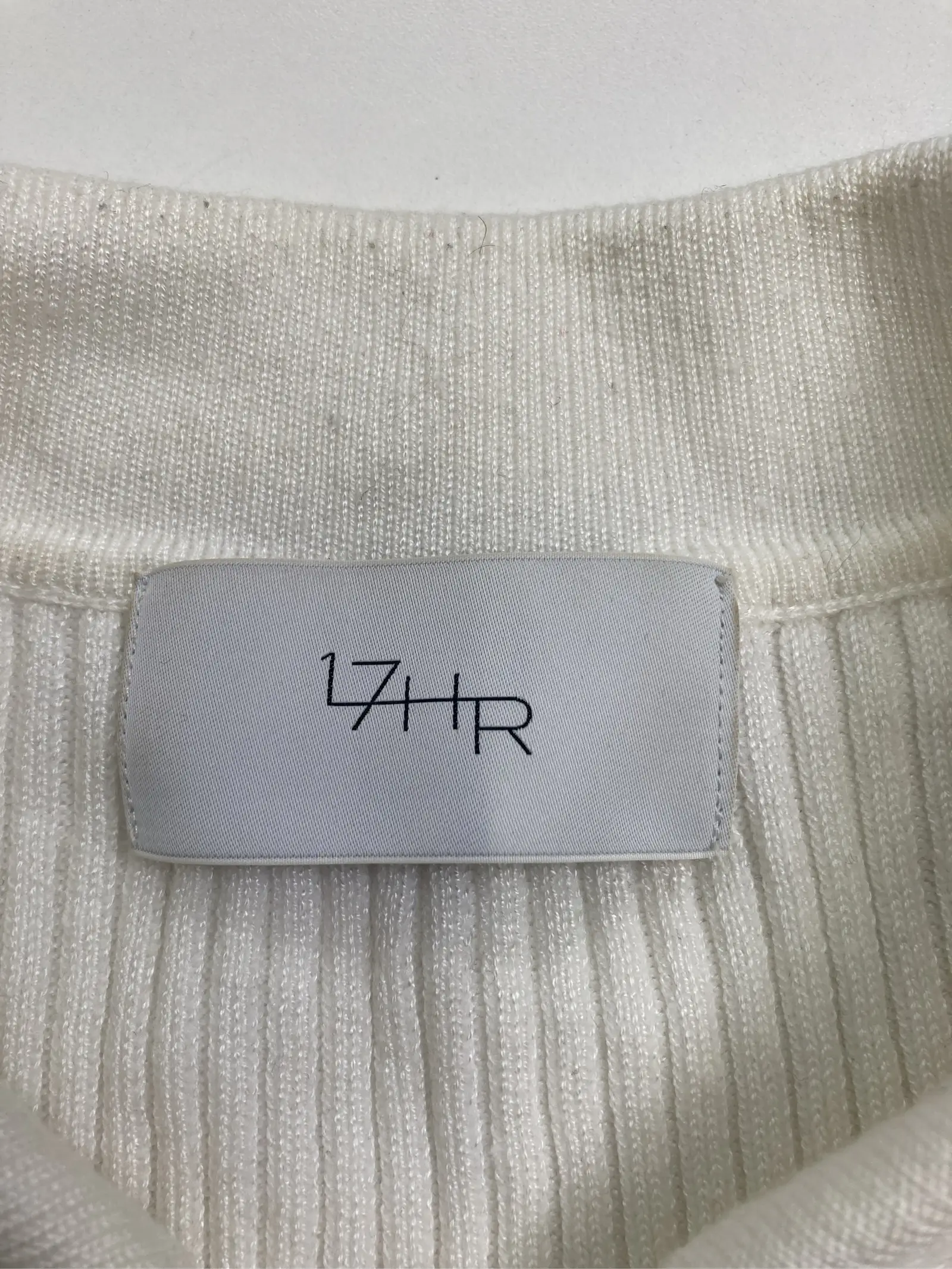 https://r2-worker.digdig.jp/product/45a86c31-b6e5-480b-a0c1-97f41035503a/751c1294-d42c-41f1-8b27-ab975a787f71