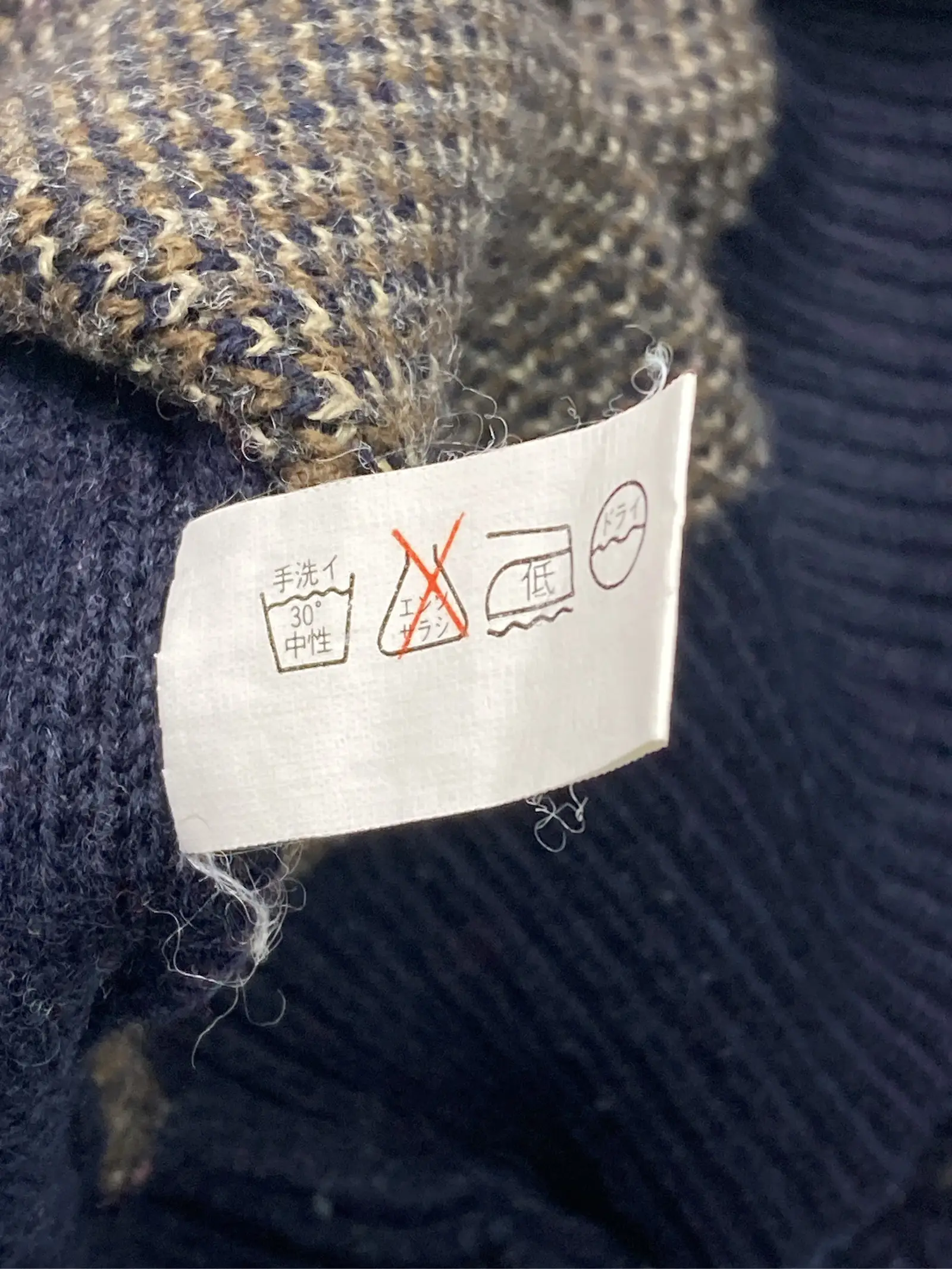 https://r2-worker.digdig.jp/product/45c1f192-53fc-478a-8059-735a4d16c995/d1c11d23-44ba-4bb0-9cf0-314e1ea31a14