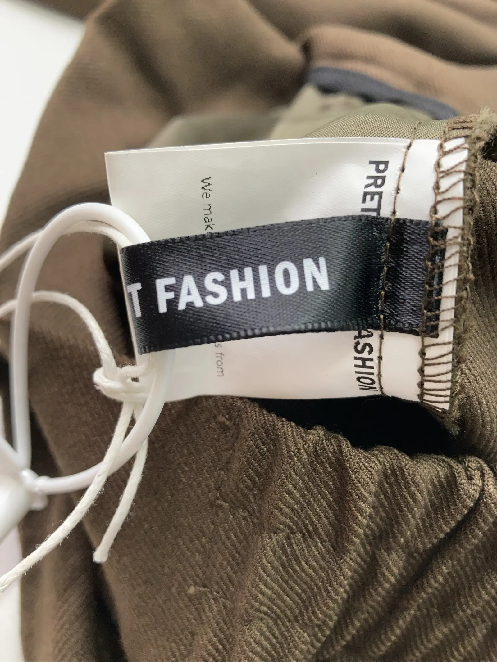 https://r2-worker.digdig.jp/product/4676d7d1-f86a-4607-bbcc-fab60600b7e8/890ab4ab-4549-4565-9215-f05e849733f6