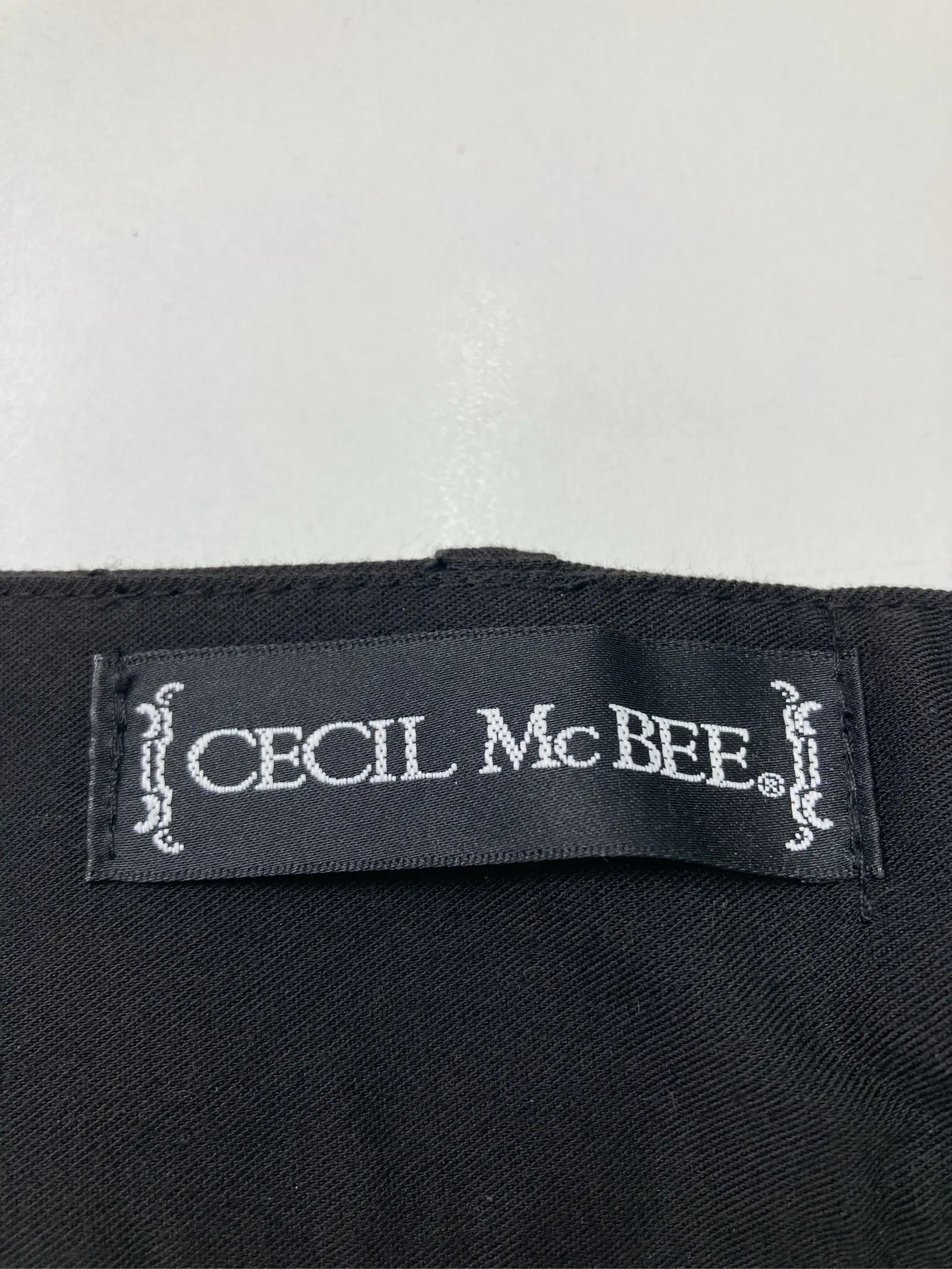 https://r2-worker.digdig.jp/product/477d4c07-2a13-4fba-a48f-9a166c0b1bf4/242fbaea-eff4-4dc5-b4d1-ee6fbdbd7f56