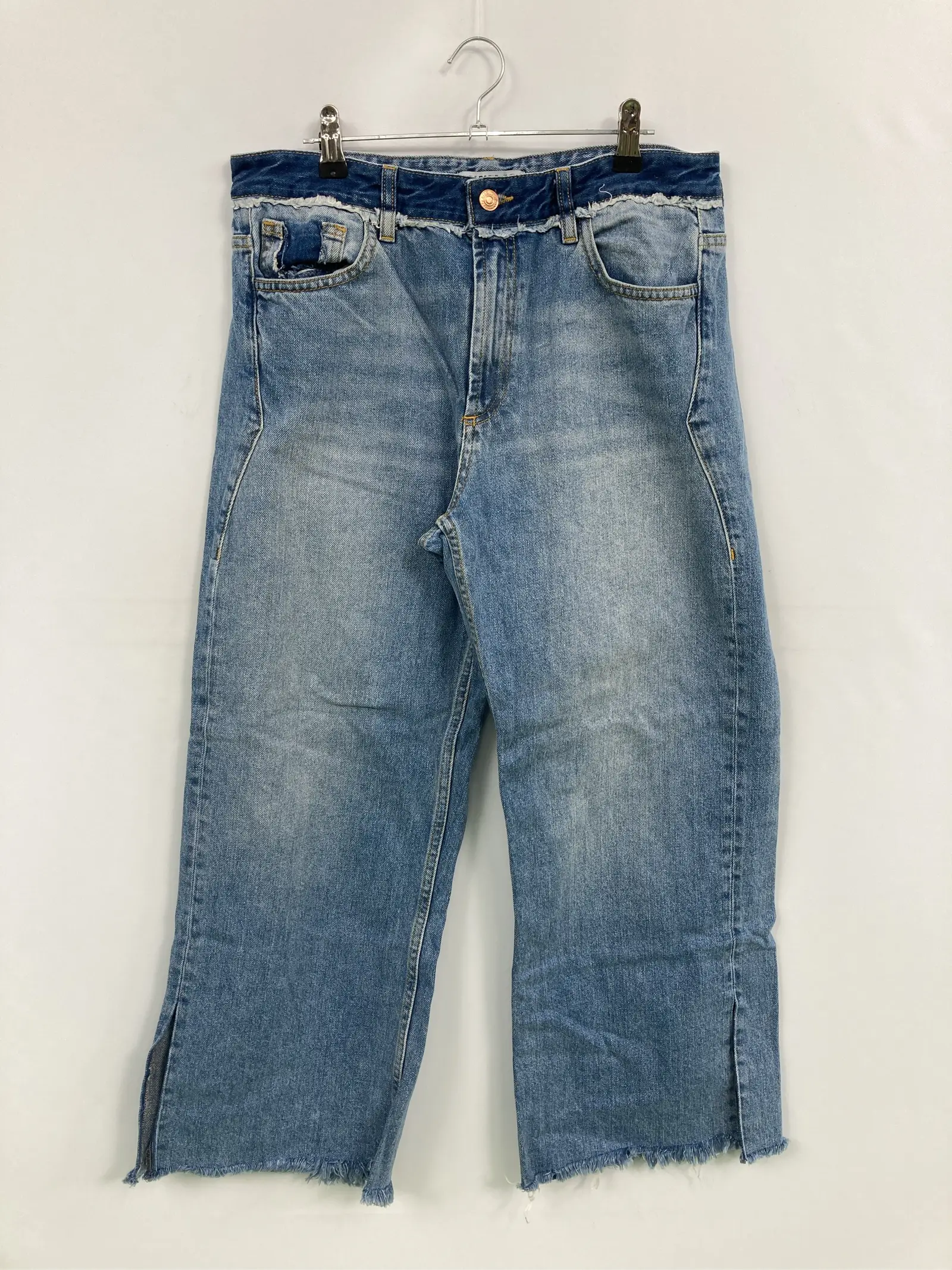 https://r2-worker.digdig.jp/product/482940b5-d8dc-49d7-abf8-3e24739a288b/19a4ec1c-f32d-4c03-ab8f-19536b47bb6d