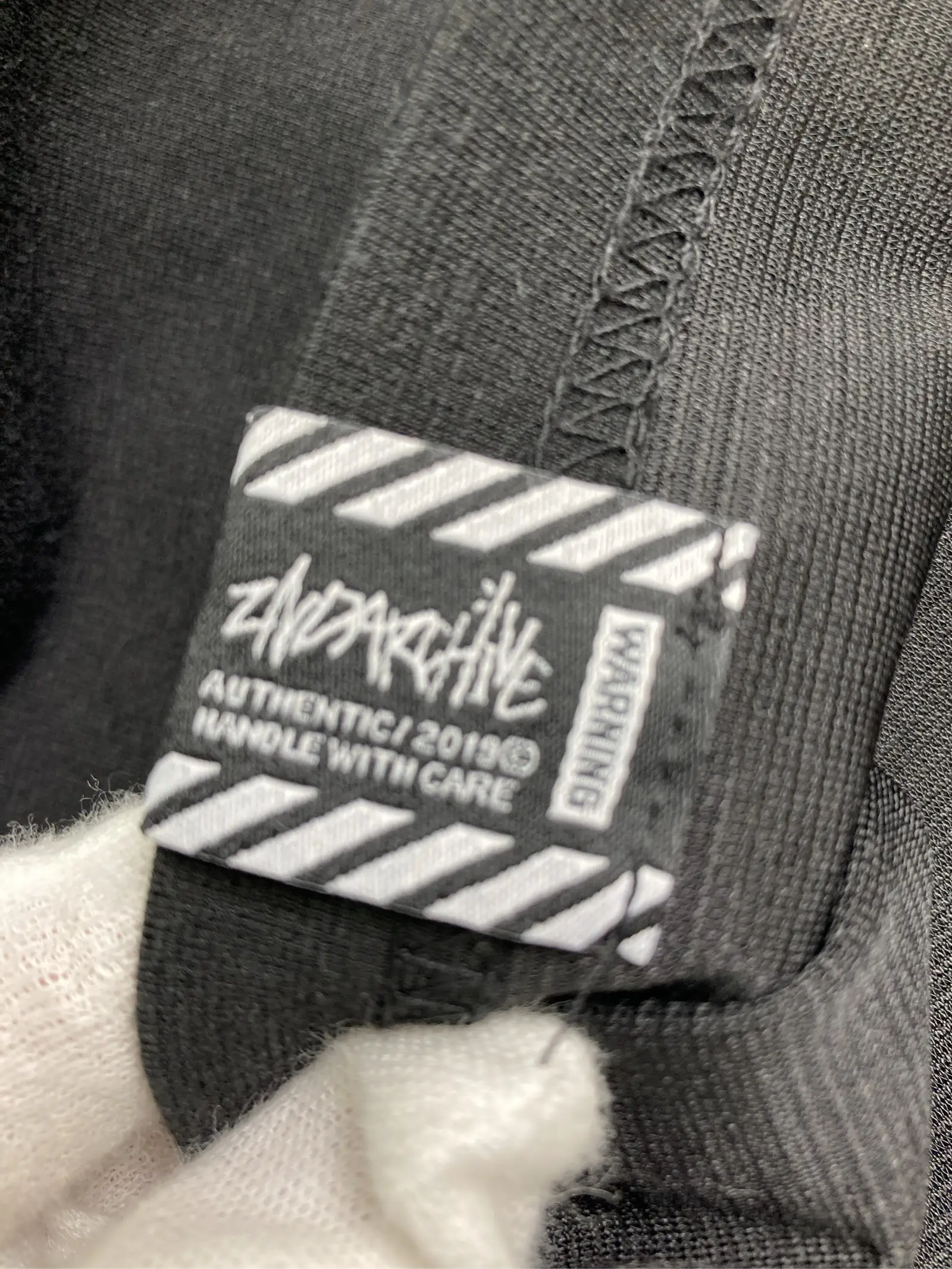 https://r2-worker.digdig.jp/product/48aa084e-6f9d-4dcb-a6e6-254a0f044b39/20161aaf-f81a-444f-84bf-991a06a4f4ea