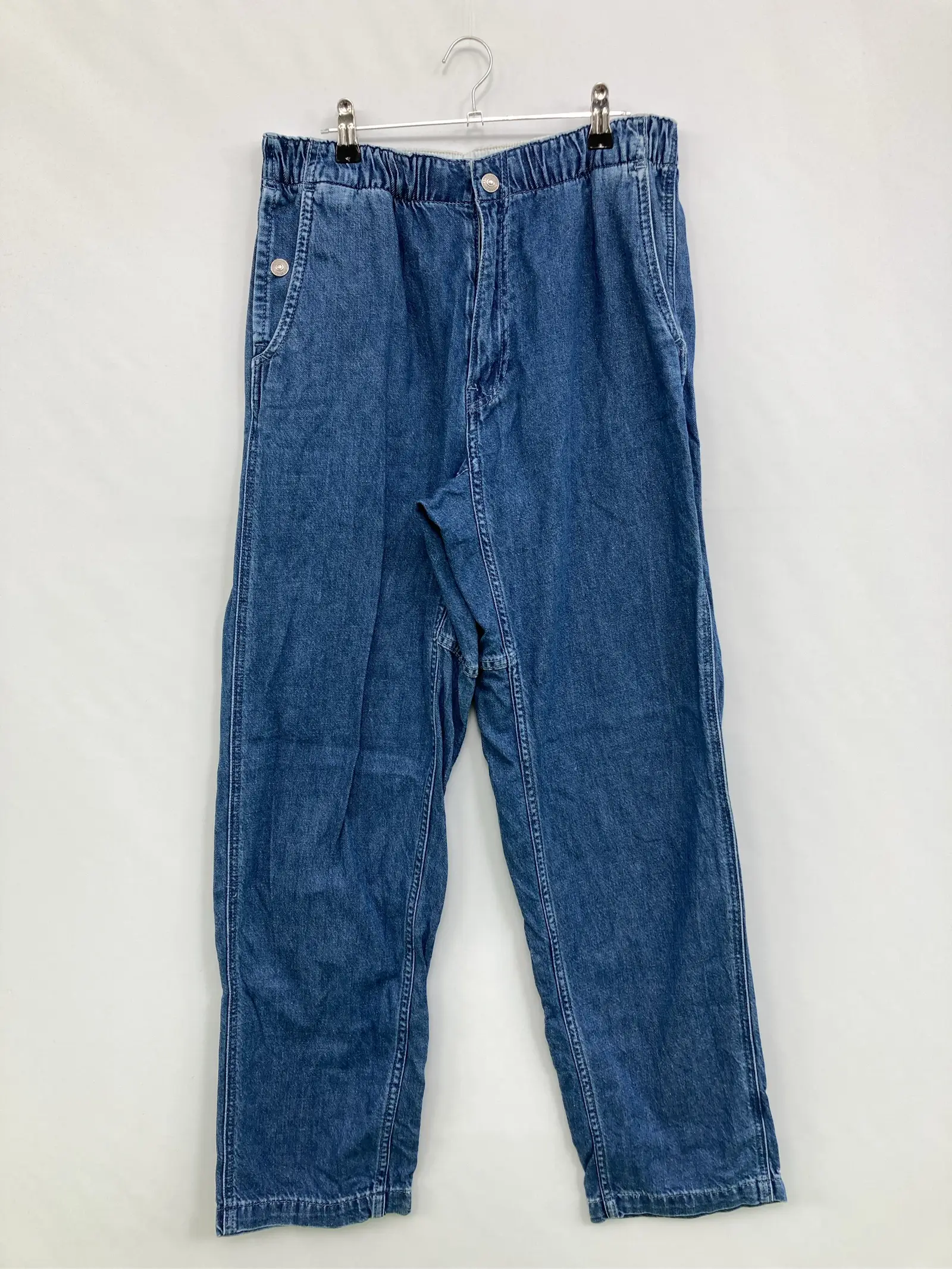 https://r2-worker.digdig.jp/product/4915e77a-2be7-4c48-bfbd-538477a411b6/e833a9ee-431a-4bba-bd95-1eed17616af1