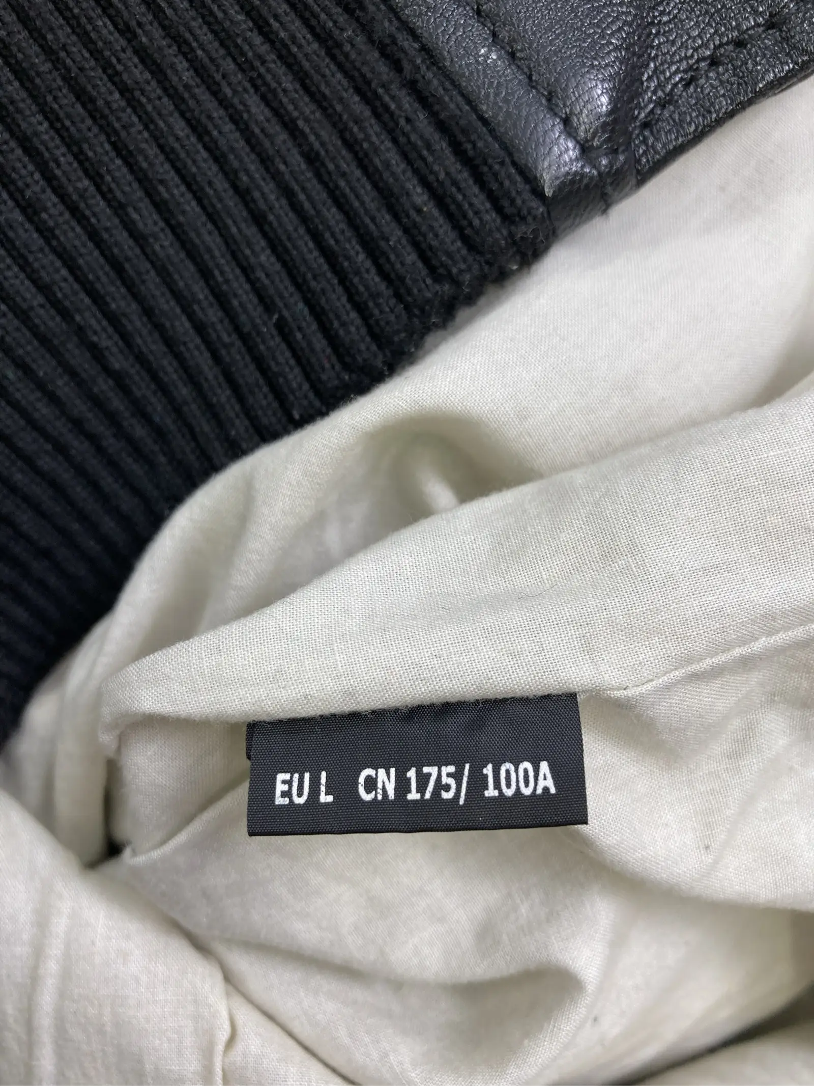 https://r2-worker.digdig.jp/product/4999404c-8639-4b7f-b112-d81b99209c0b/814c0ccc-0d6e-448c-855e-6648d2460416