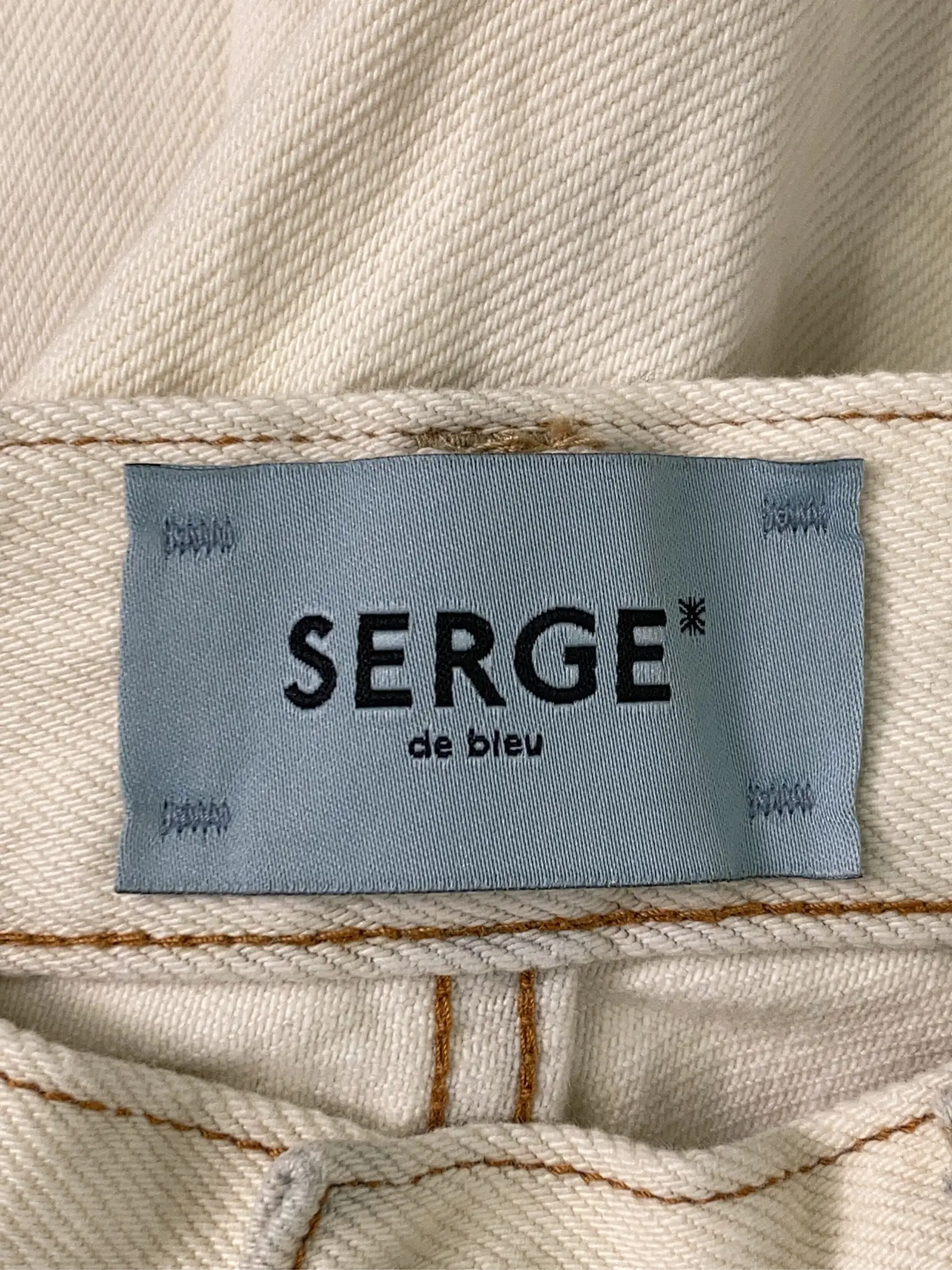 https://r2-worker.digdig.jp/product/4a2e316f-1d11-4c58-91d9-d02e455bee31/ab2c326d-641a-4f91-b84d-cc1f58b1226a