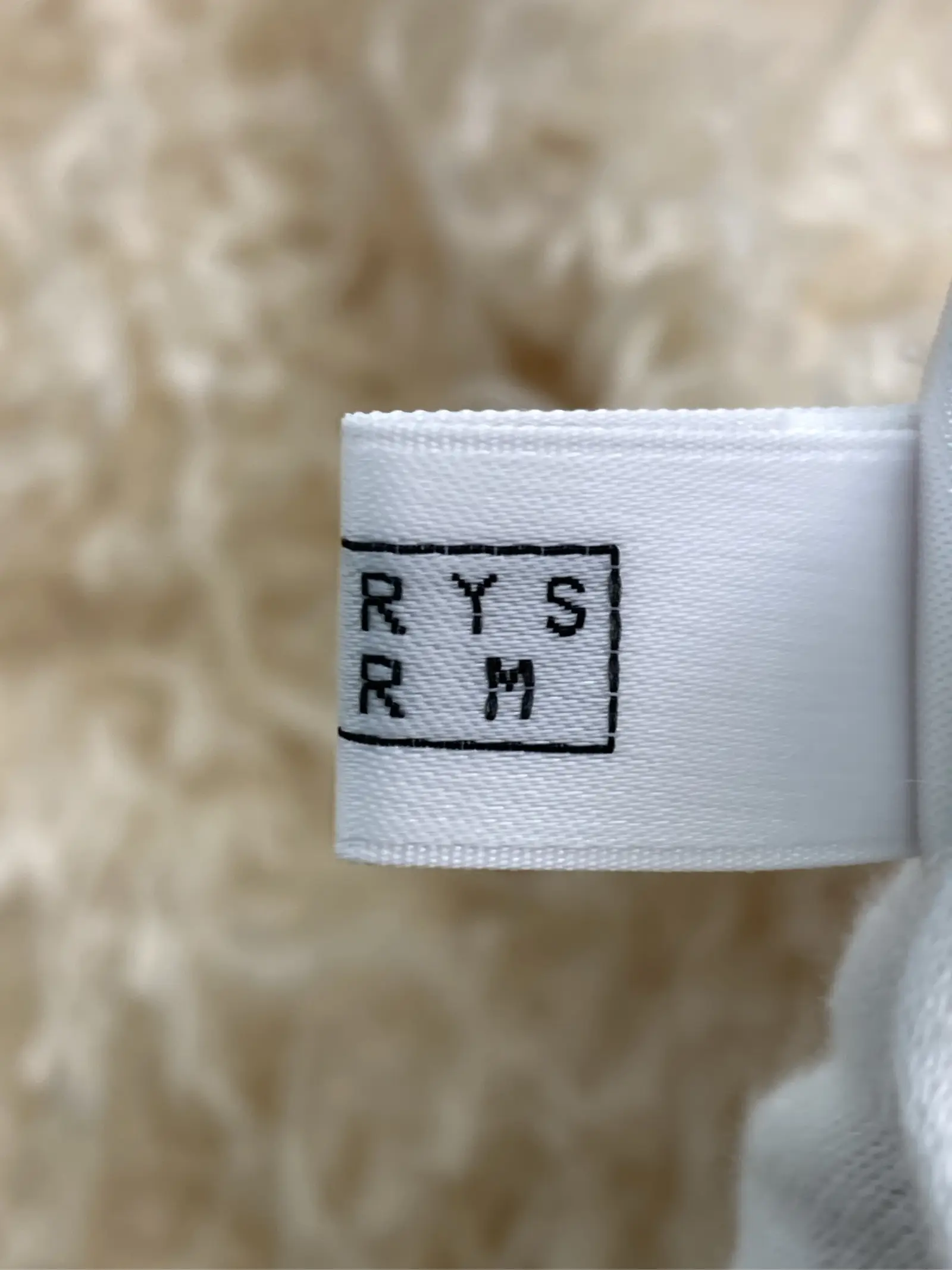 https://r2-worker.digdig.jp/product/4ae62412-f9e2-4487-8e4c-23587ad8d7da/99e68cb0-7dfd-40aa-bed0-d300bfa31b86