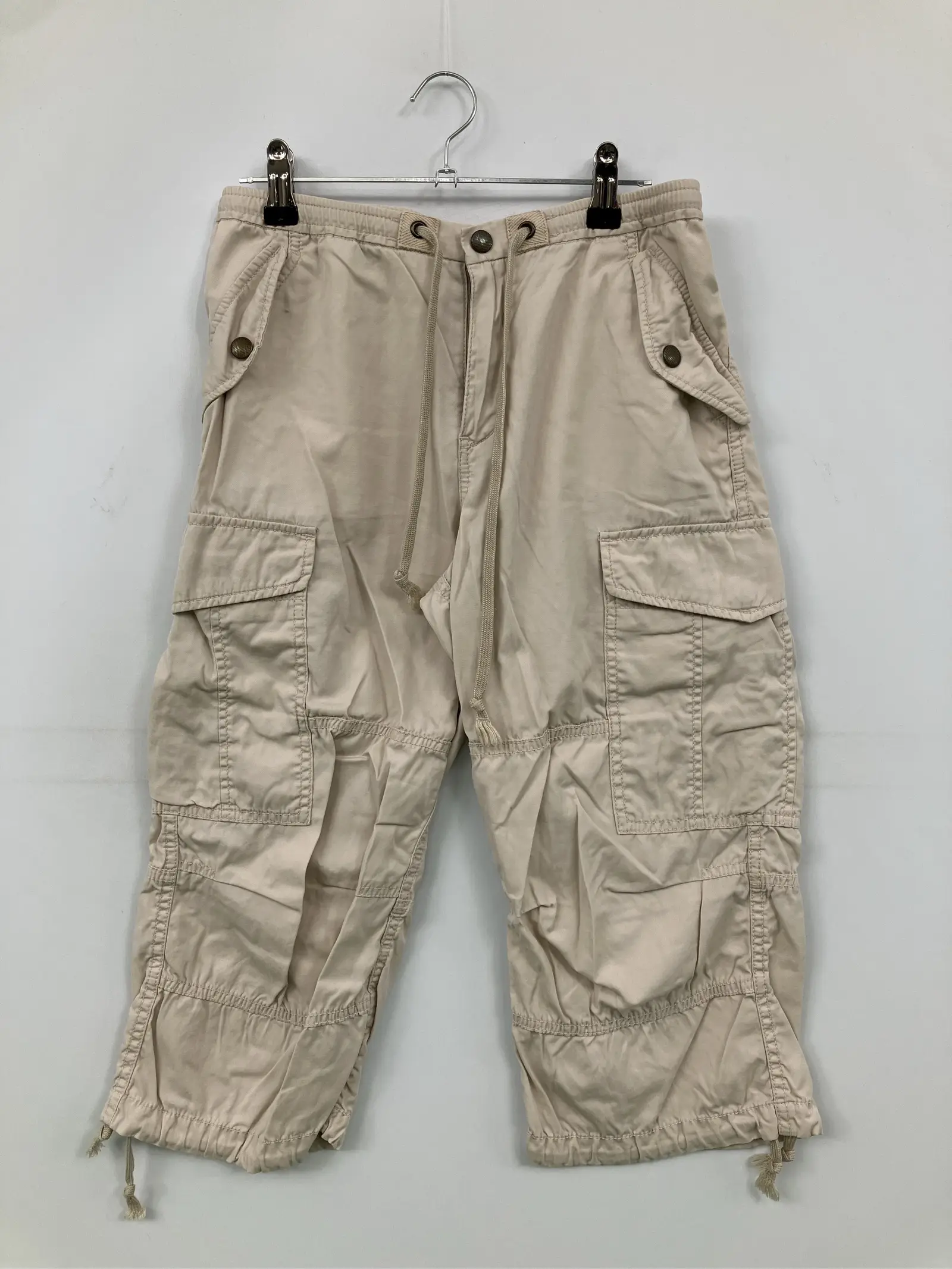 https://r2-worker.digdig.jp/product/4b8e7847-c52c-46bd-8ff2-8044420cec3c/13360f93-61cc-41bd-b57b-a970c980d1eb