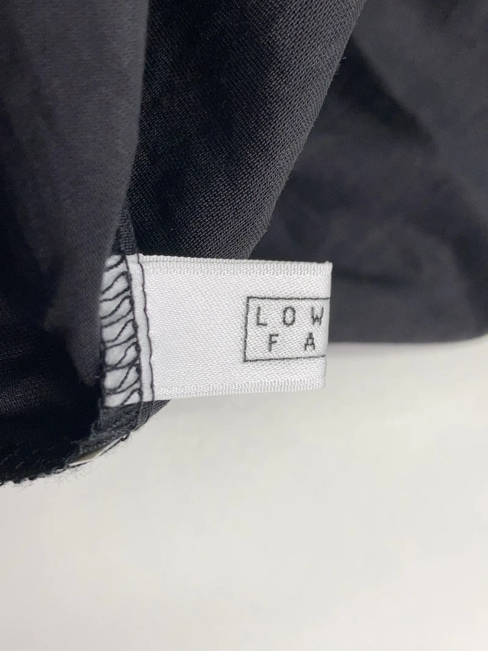 https://r2-worker.digdig.jp/product/4bb52c72-61c4-40e9-b772-c7a3e33626f9/beb3f480-80f4-4743-8b9b-8ff8e3192cc0
