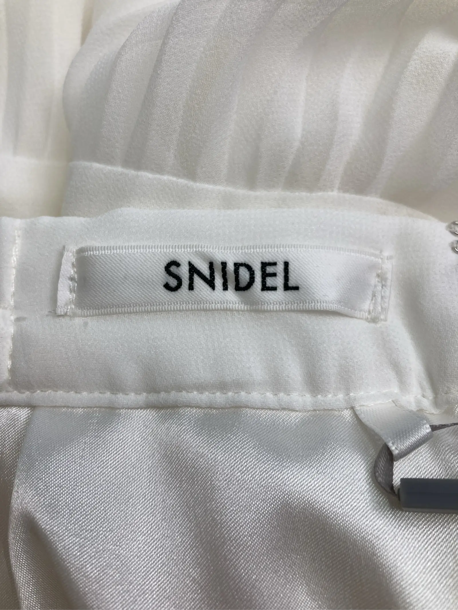 https://r2-worker.digdig.jp/product/4c1728b1-26cb-4de8-a5a1-aadc770a7808/a92a2516-9a97-445b-bc84-4089bdbe217f