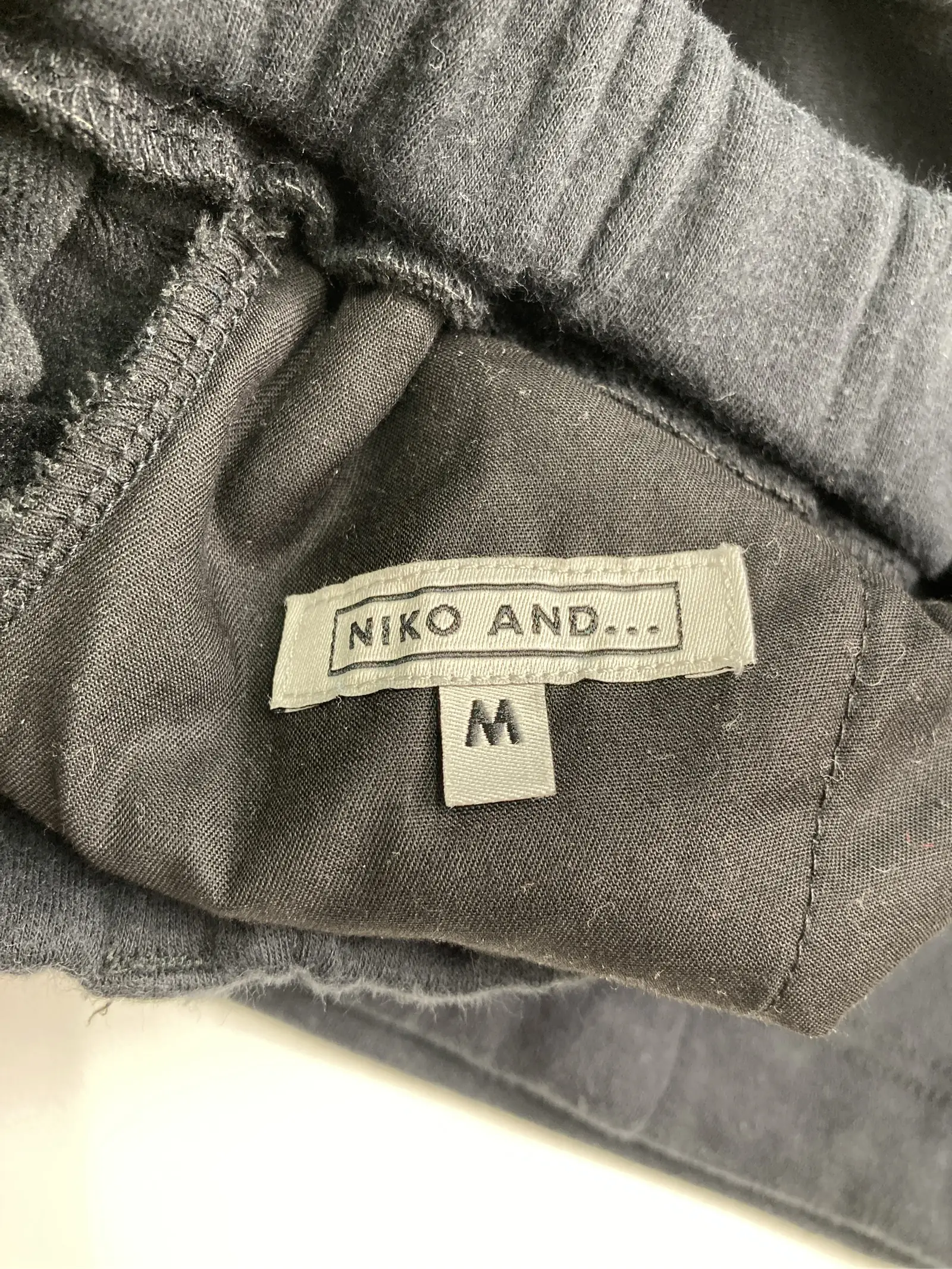 https://r2-worker.digdig.jp/product/4c7f6ab1-eed3-421a-a752-1b8e88ecea64/b9587a3b-4080-4146-b24d-09b898b1a5f9