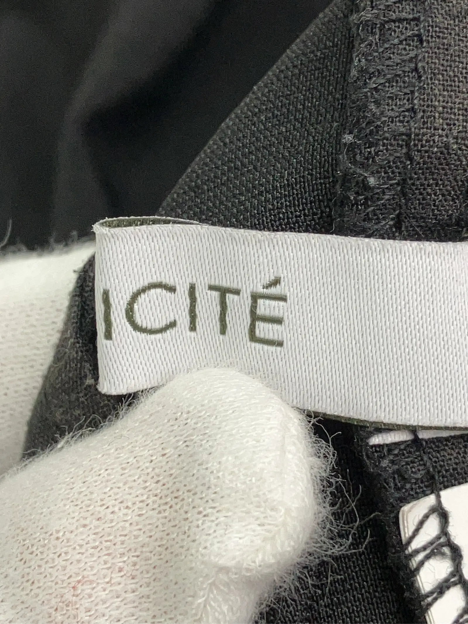 https://r2-worker.digdig.jp/product/4dbe5190-7ebb-4d5f-9bf9-68e4aa4fedbb/c20d616a-17c9-4bf2-8ea4-fde7bd73489e