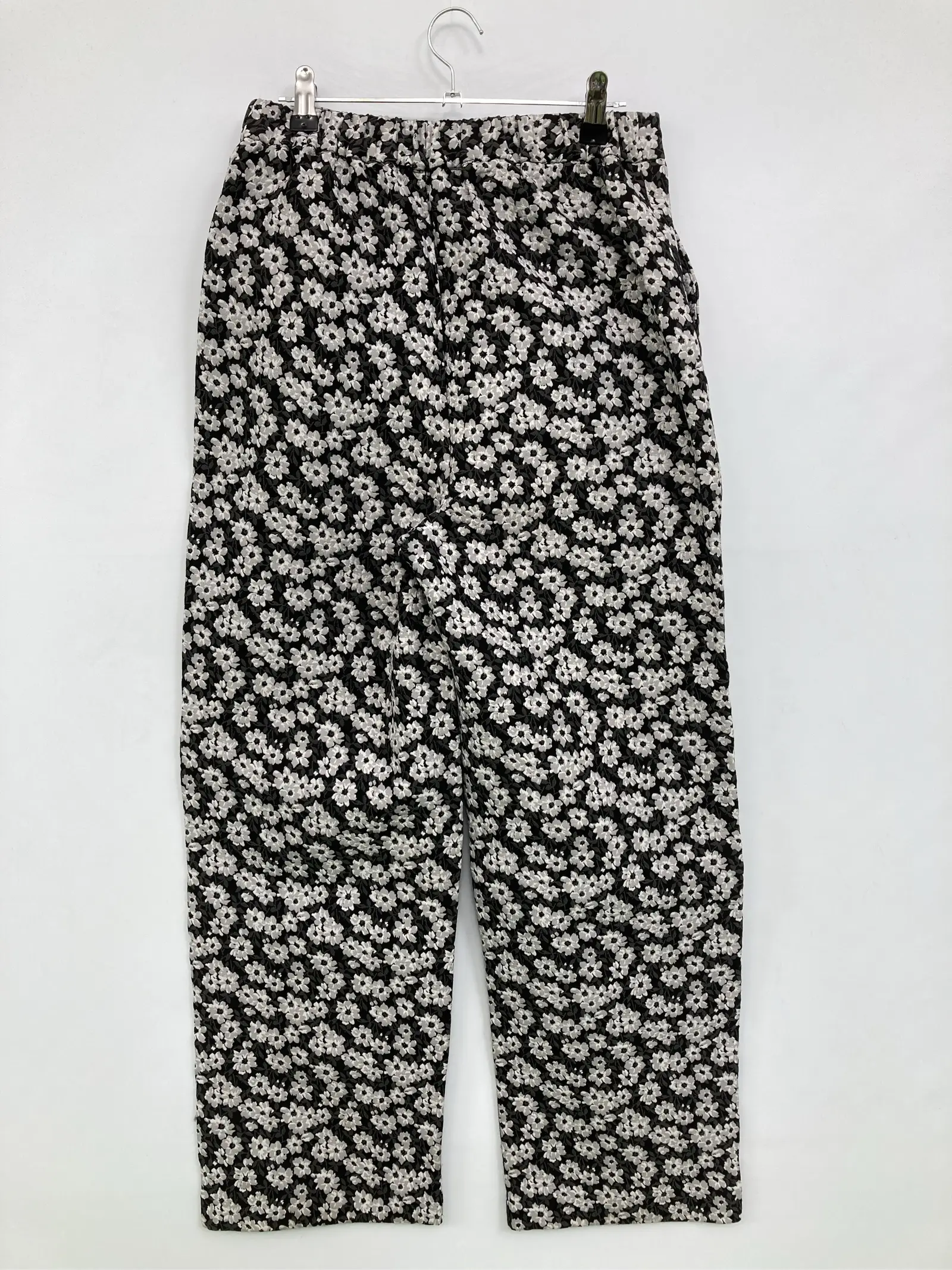 https://r2-worker.digdig.jp/product/4e0ee2bb-9171-40d4-a56b-06c030a1d17c/6a619f82-6dde-4554-a320-326fd2899091